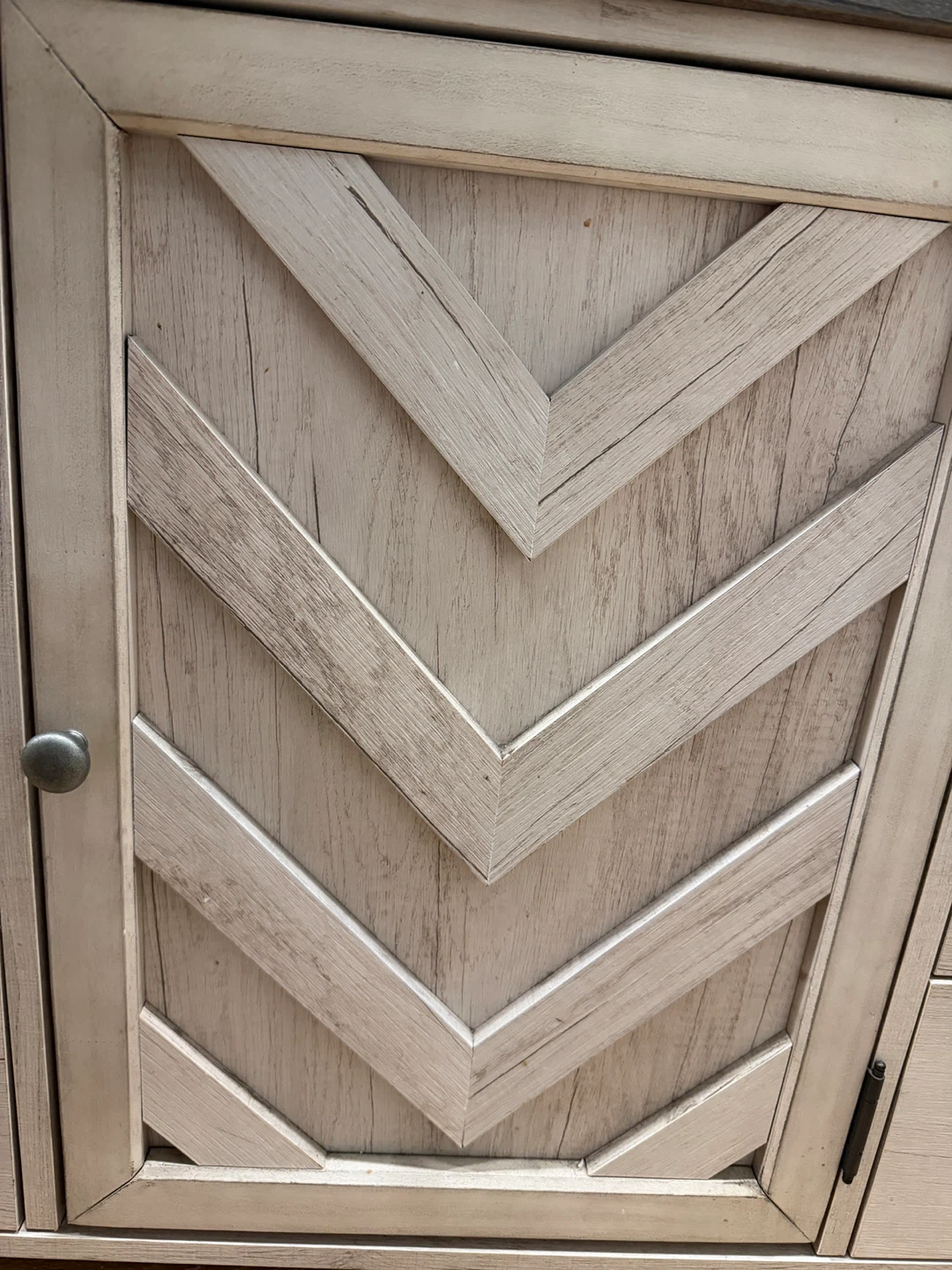 Wood Grain Dresser with Drawers - photo 2