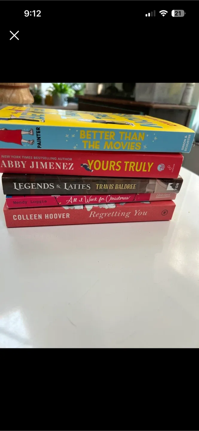 Mixed Lot of Novels image indicator(2)