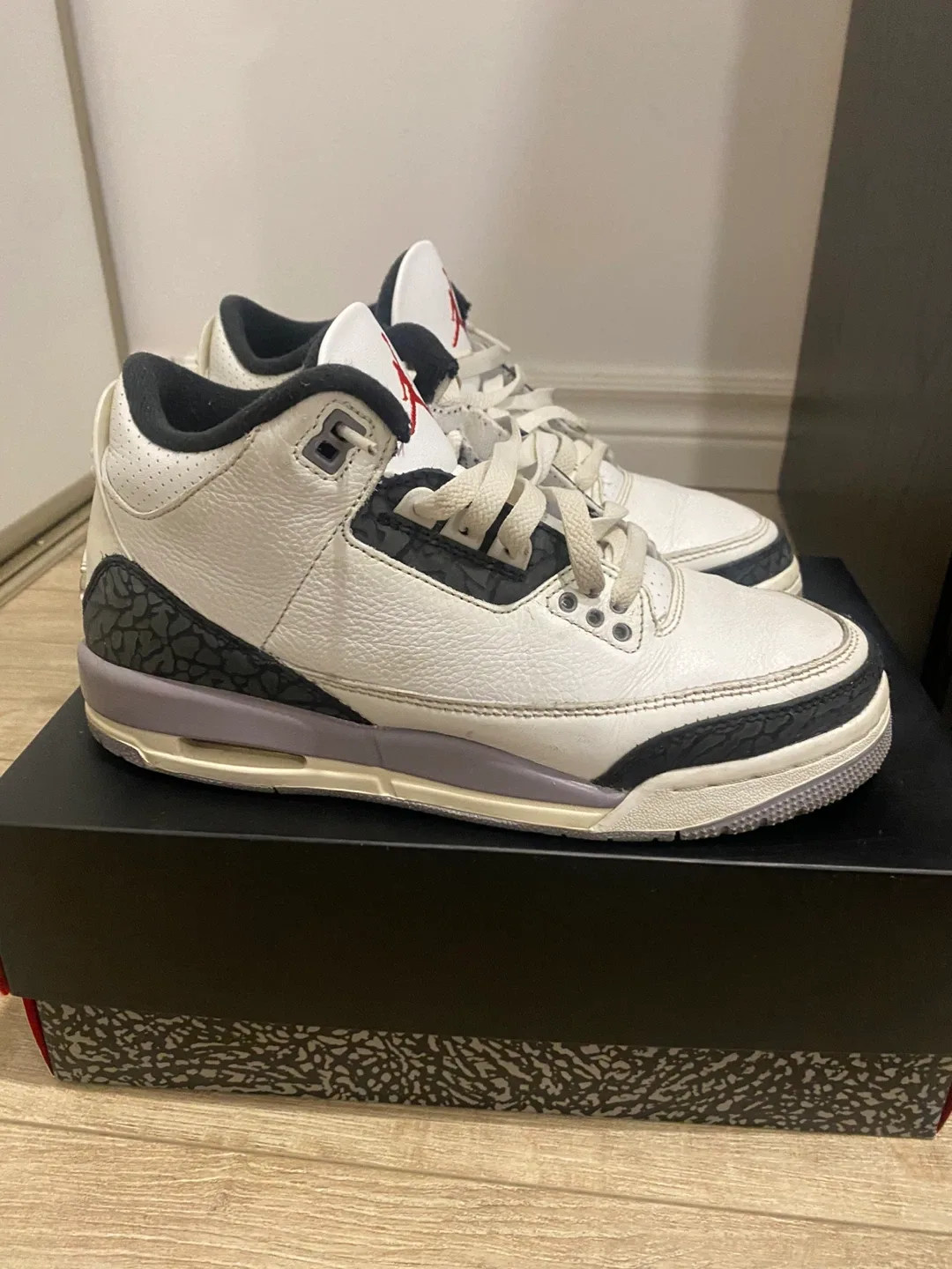 Air Jordan 3 Retro, Size 6Y