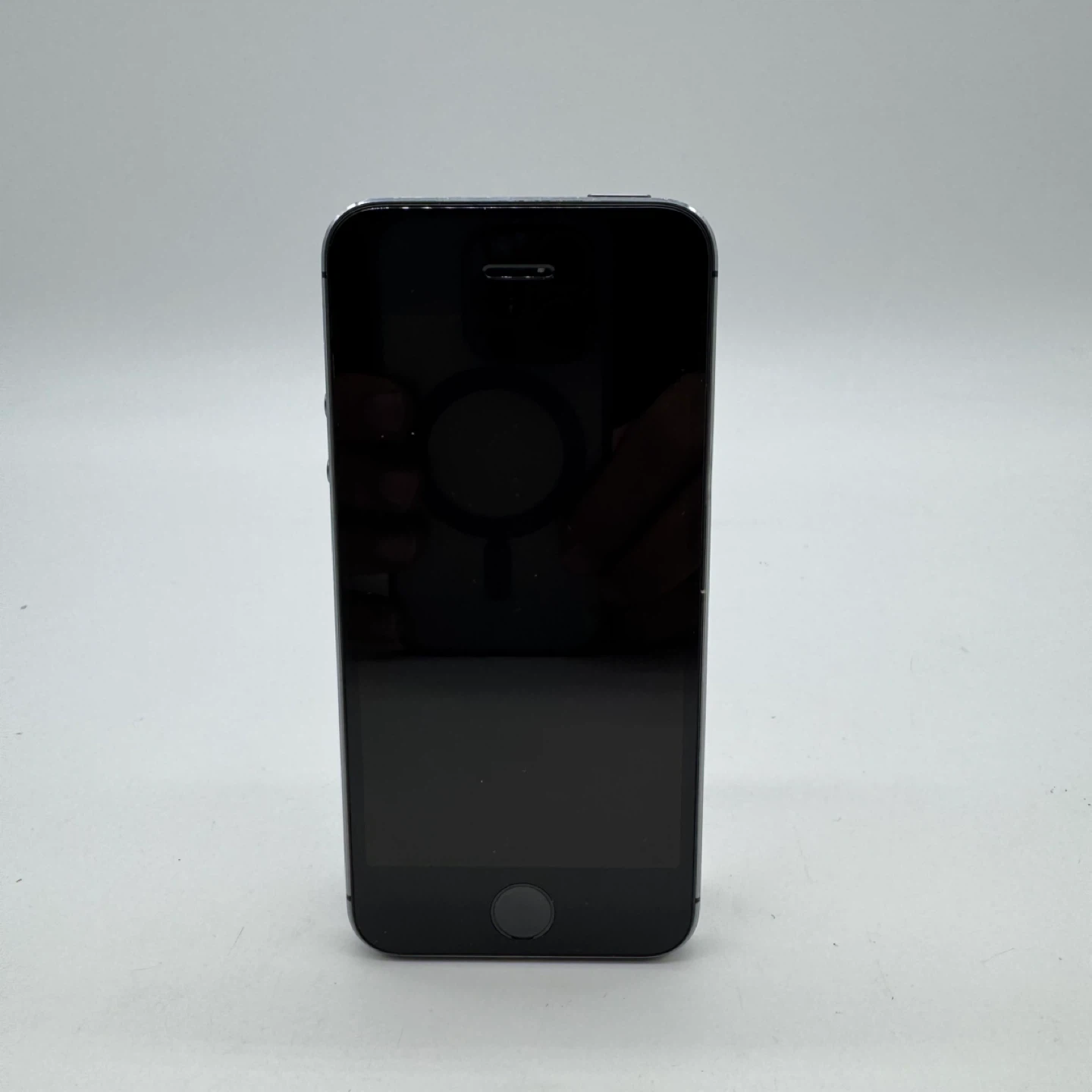 Apple iPhone 5s 16GB Space Gray – See Description-lock - photo 2
