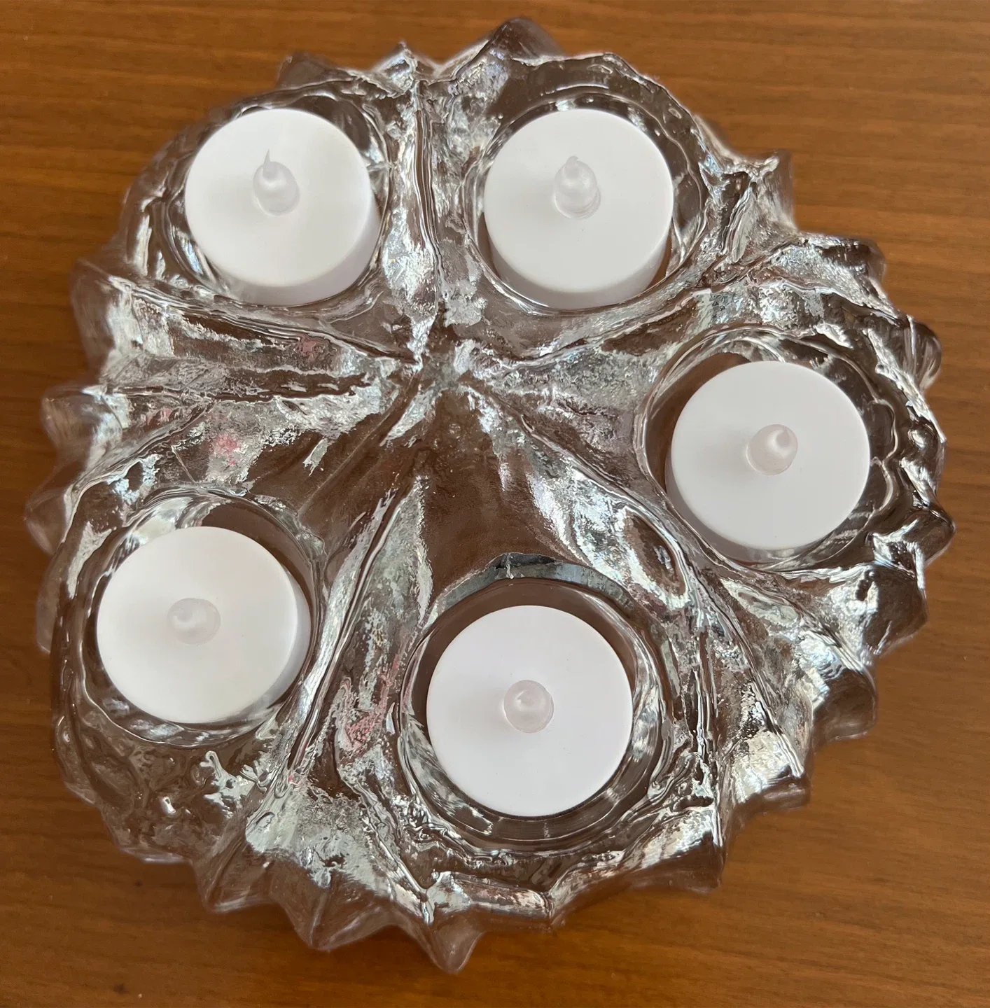 Glass Candle Holder with LED Candles image indicator(7)
