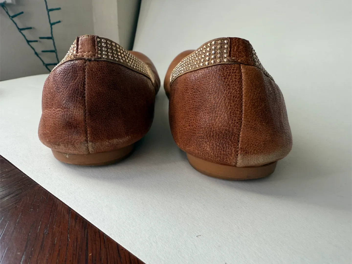 Stuart Weitzman Brown Leather Flats Sz 9.5 image indicator(6)