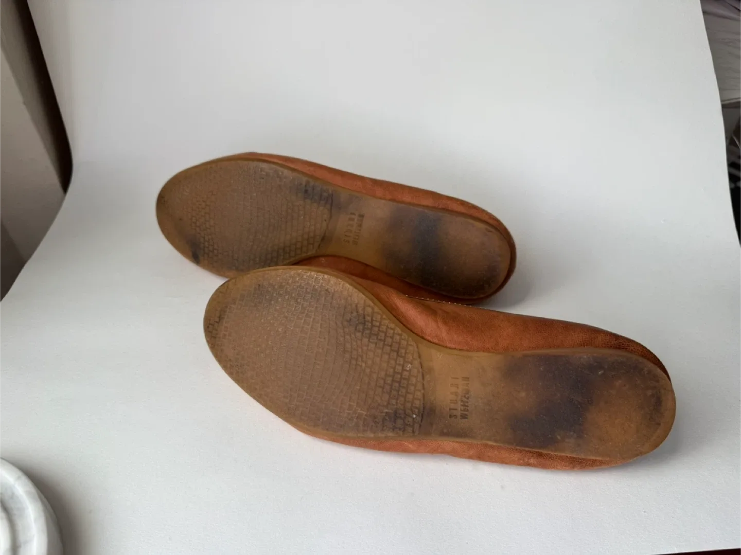 Stuart Weitzman Brown Leather Flats Sz 9.5 image indicator(7)