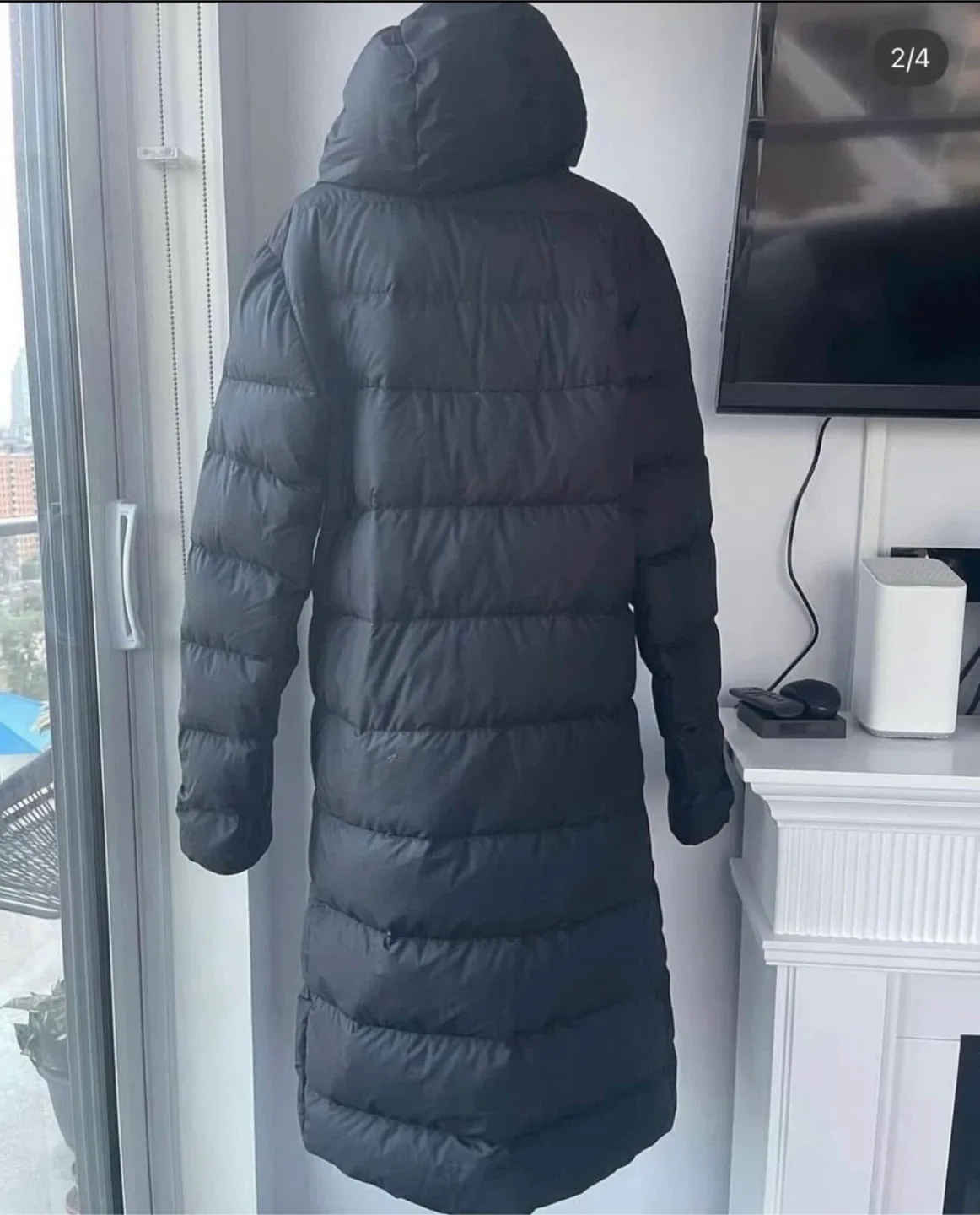 Nike Black down filled winter Puffer Jacket size small image indicator(2)