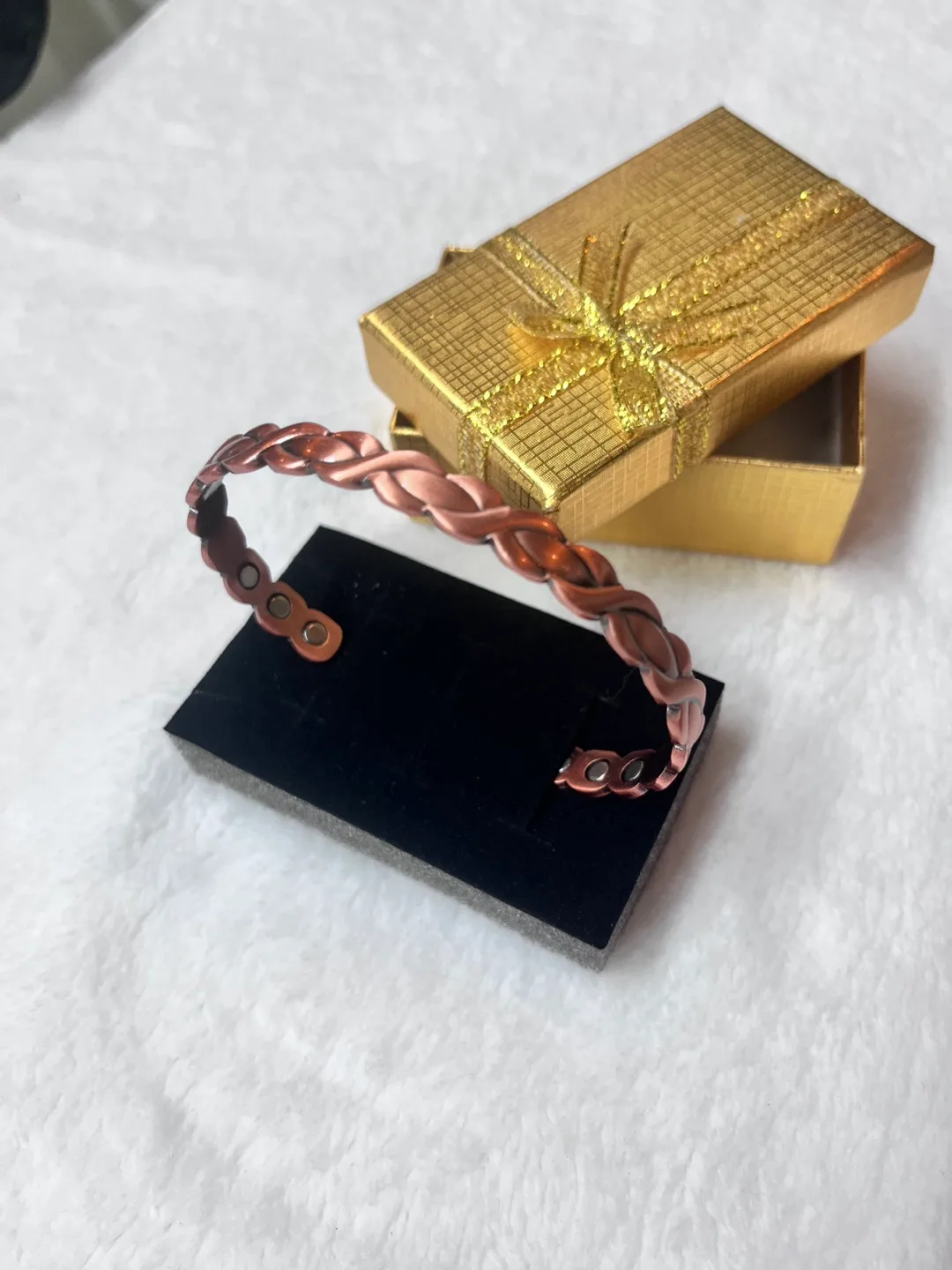 Copper Cobre Braided Bracelet with Magnetic Therapy image indicator(2)