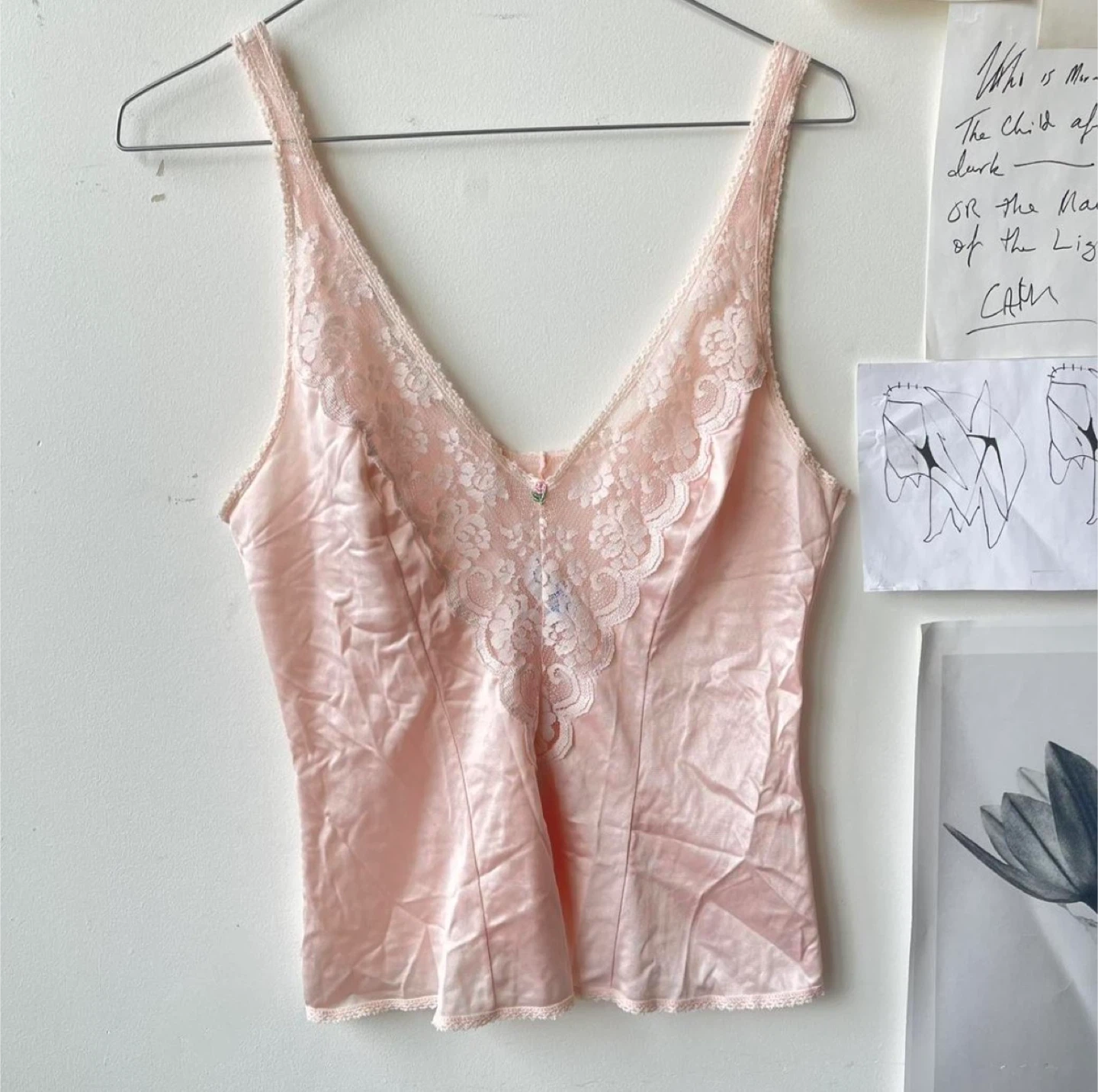 Vintage Maidenform Chantilly Lace Top - Size 34