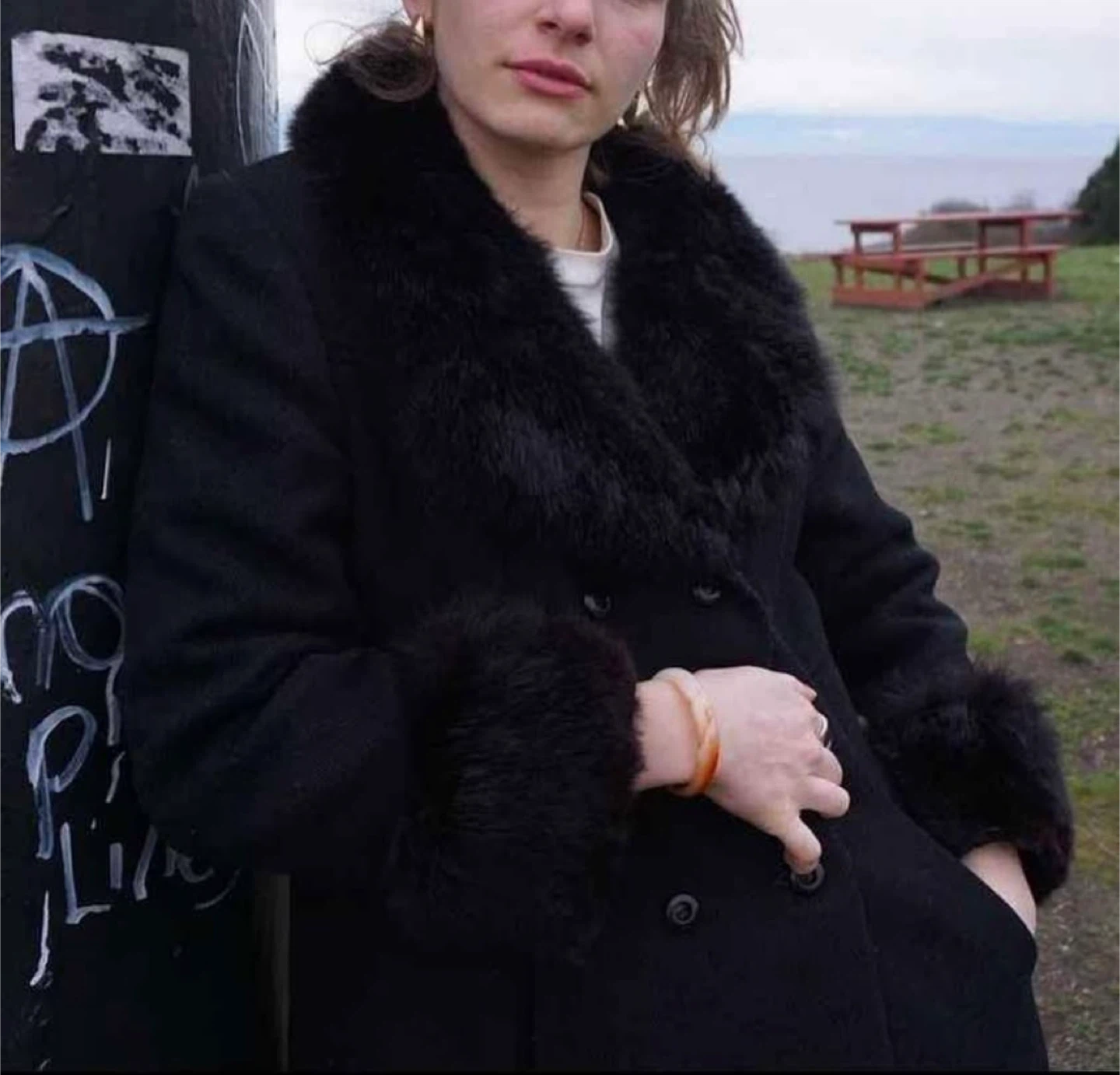 Vintage Black Coat with Fur Trim - photo 3