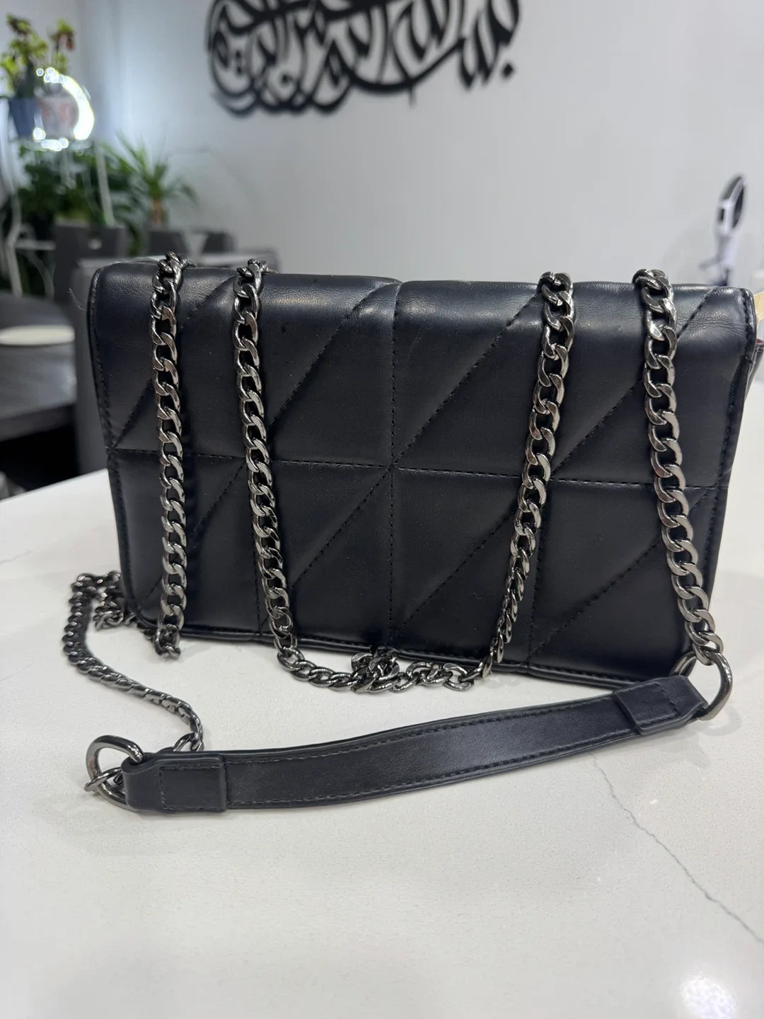 Saint Laurent Black Leather Shoulder Bag image indicator(2)