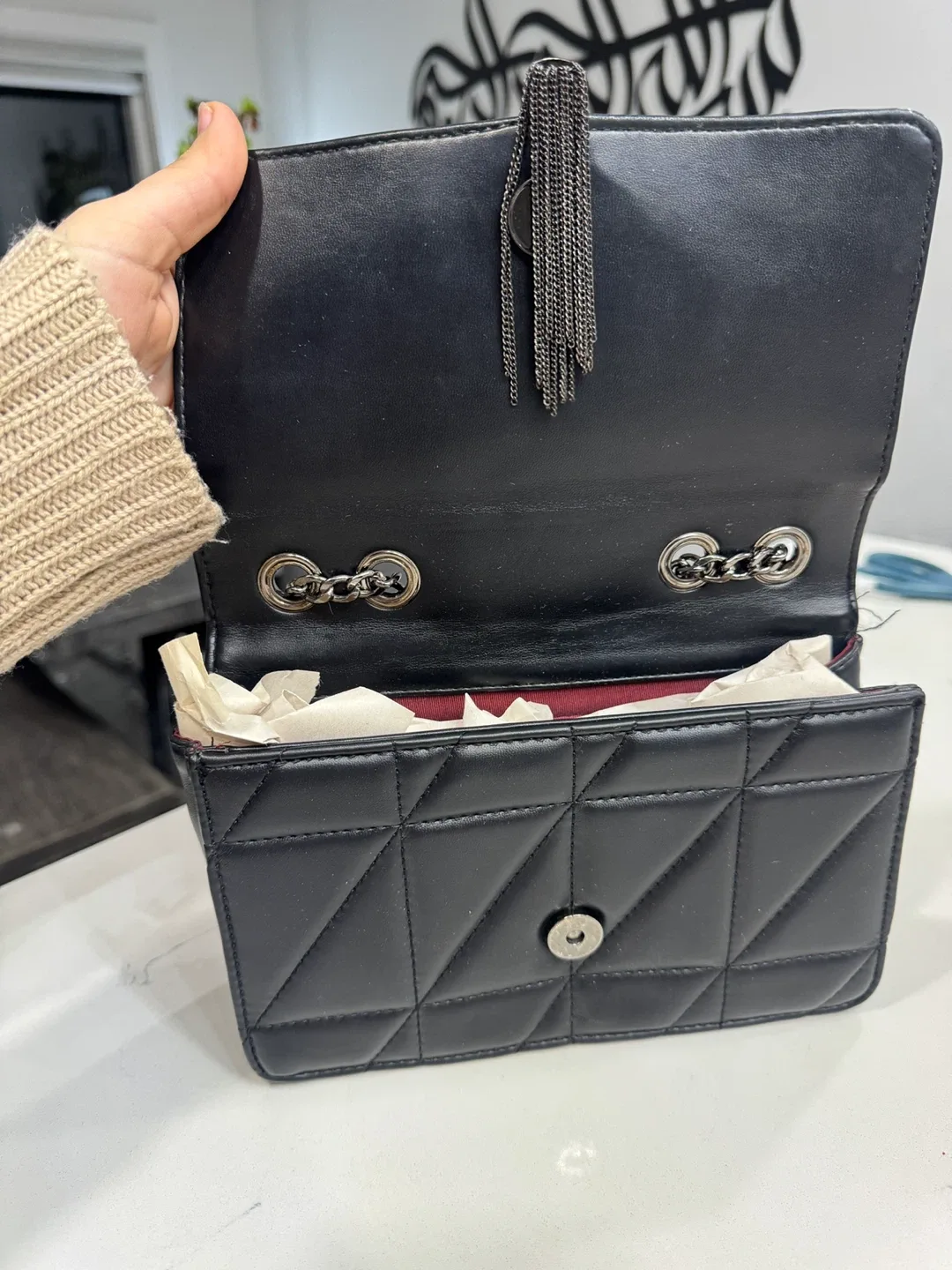 Saint Laurent Black Leather Shoulder Bag image indicator(3)