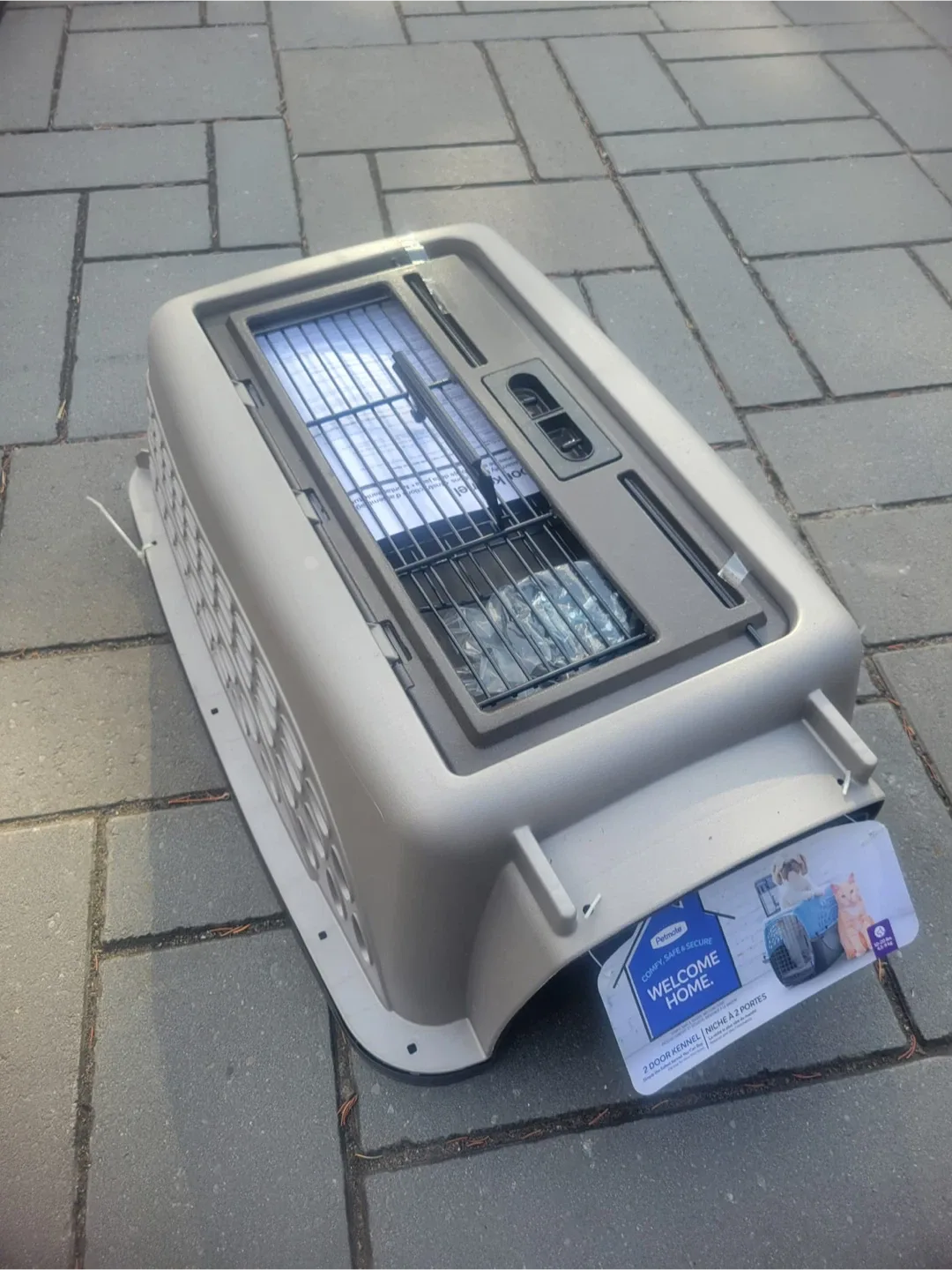 Petmate 2-Door Kennel, 24 inch image indicator(2)