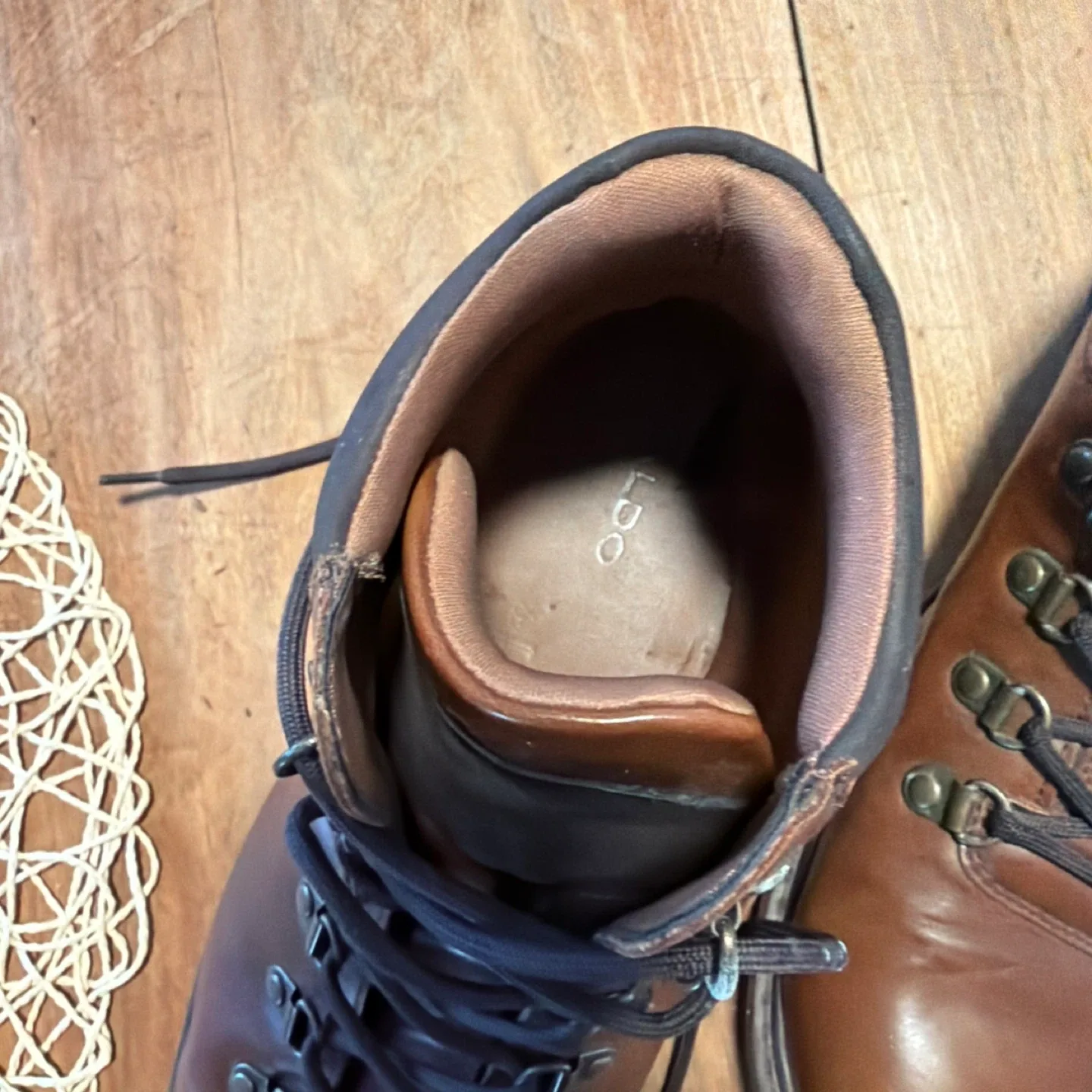 ALDO Brown Leather Hiking Boots - Size 10.5 image indicator(2)