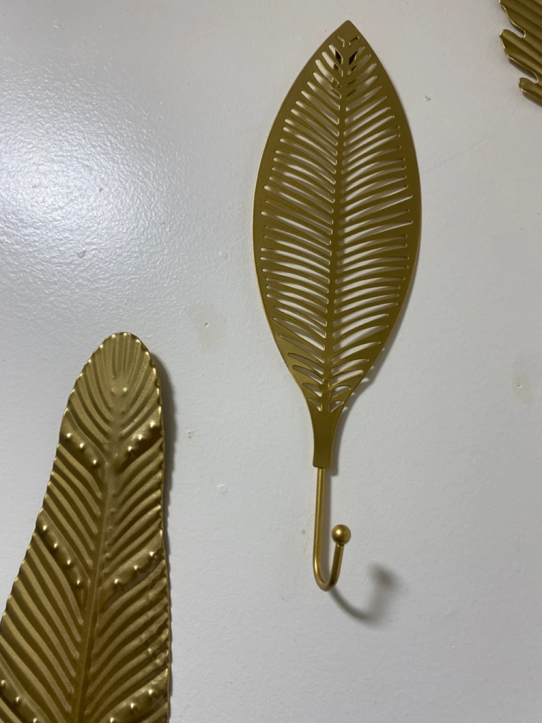 Gold Leaf Decorative Wall Hooks (Set of 3) - photo 3