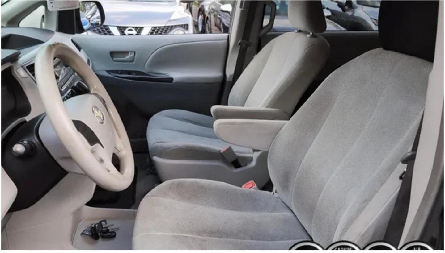 Grey 2011 Toyota Sienna -7 passenger fwd image indicator(4)