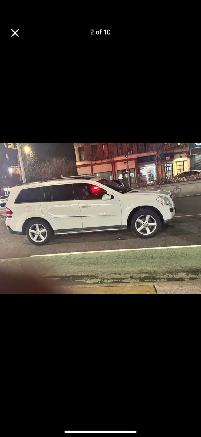 Mercedes-Benz GL 450 SUV image indicator(3)