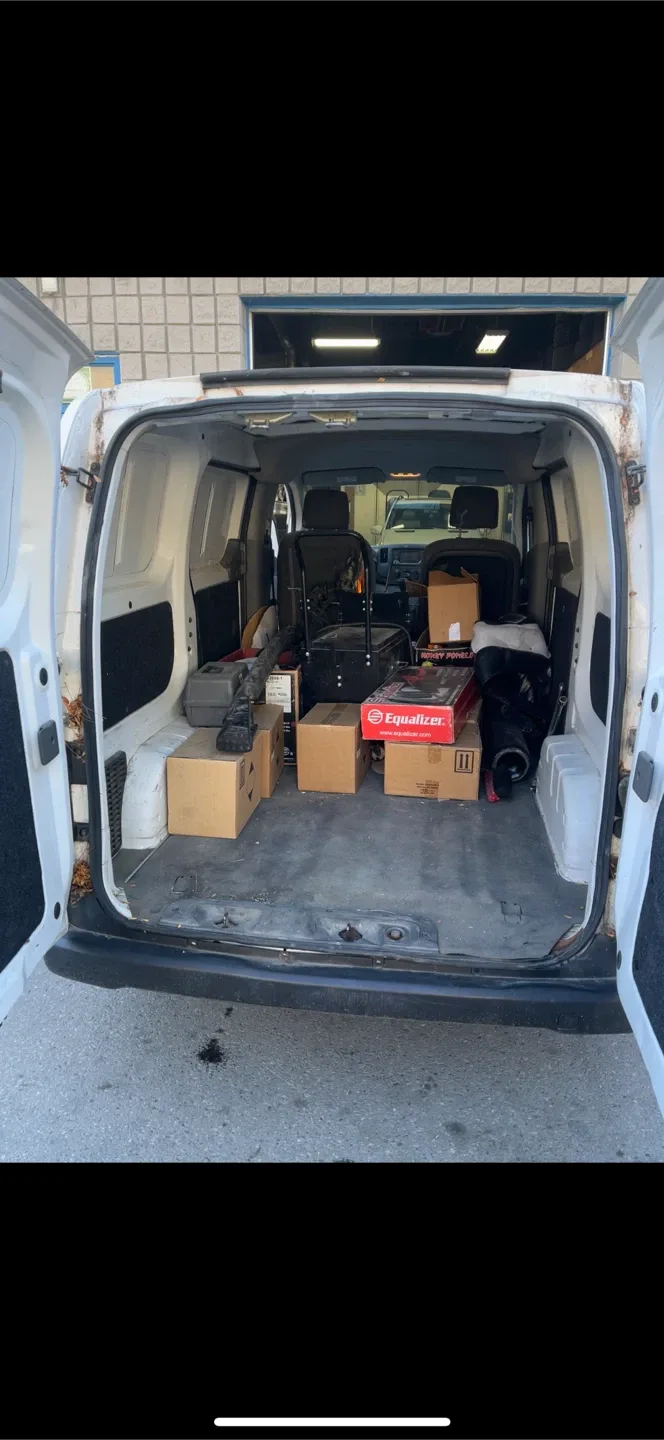 Nissan 2018 NV200 White Cargo Van image indicator(7)