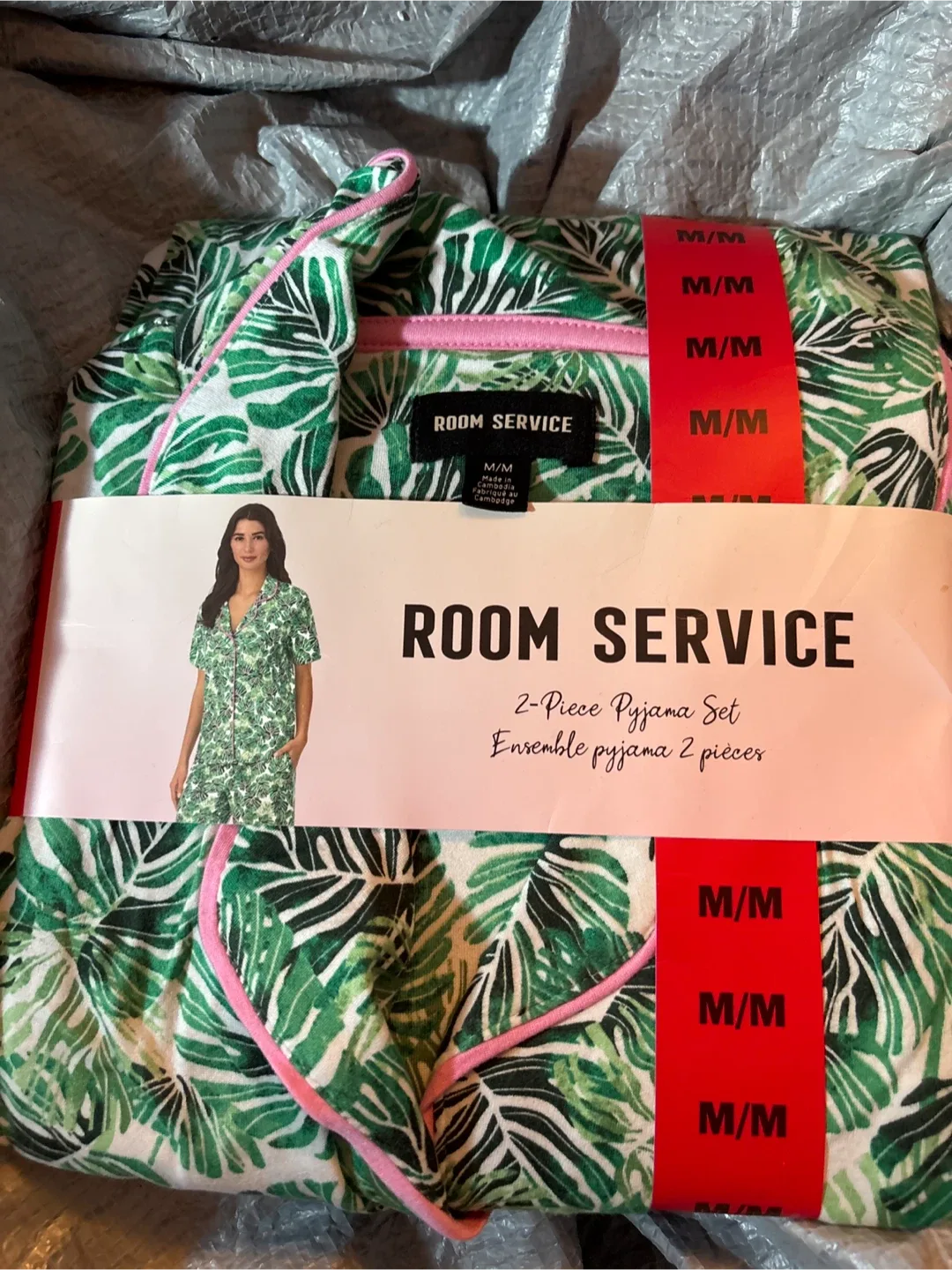 Room Service 2-Piece Pyjama Set - Size M - New