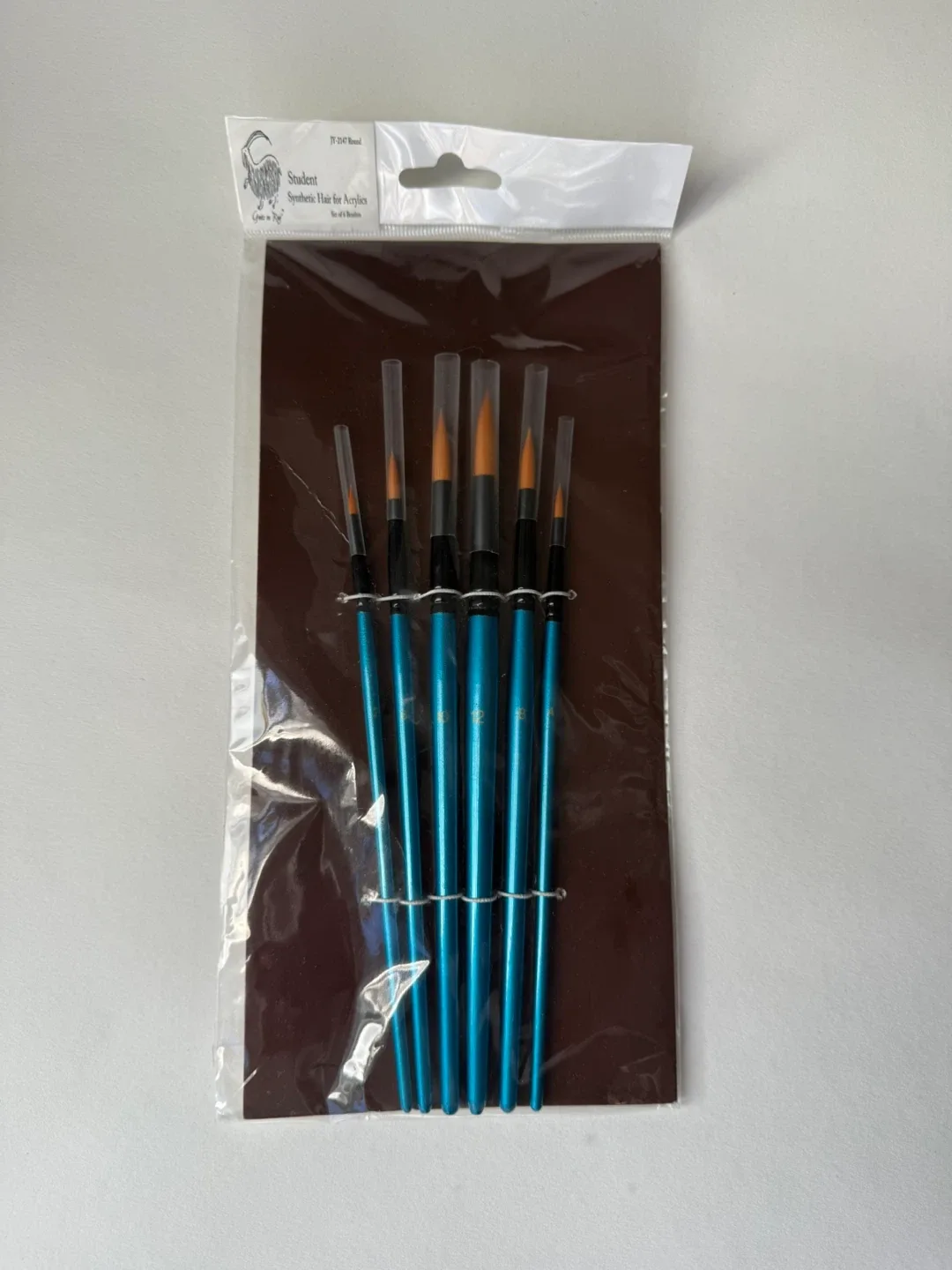 Round synthetic brushes - set of 6 image indicator(5)