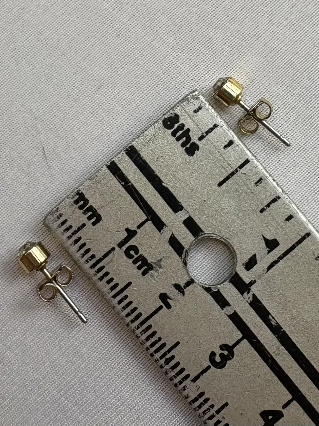 Gold Tone Bezel Set Cubic Zirconia Crystal Round Stud Earrings image indicator(6)