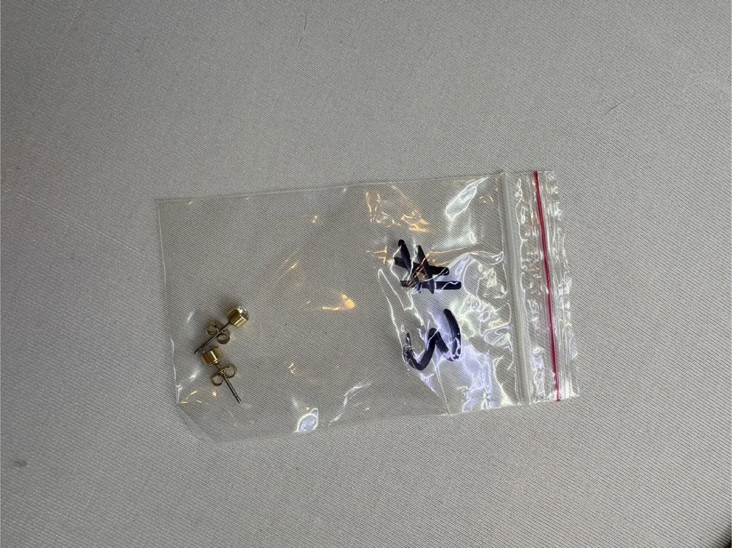 Gold Tone Bezel Set Cubic Zirconia Crystal Round Stud Earrings image indicator(7)