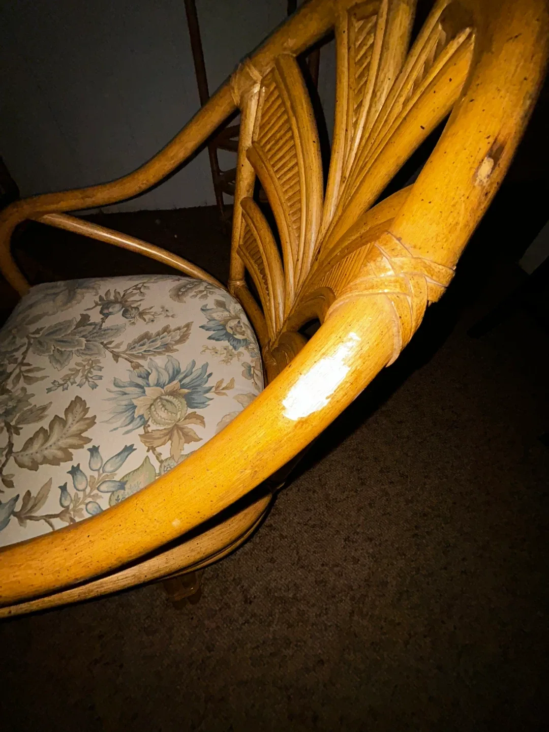 Vintage Rattan Dining Set - Table & 4 Chairs image indicator(2)