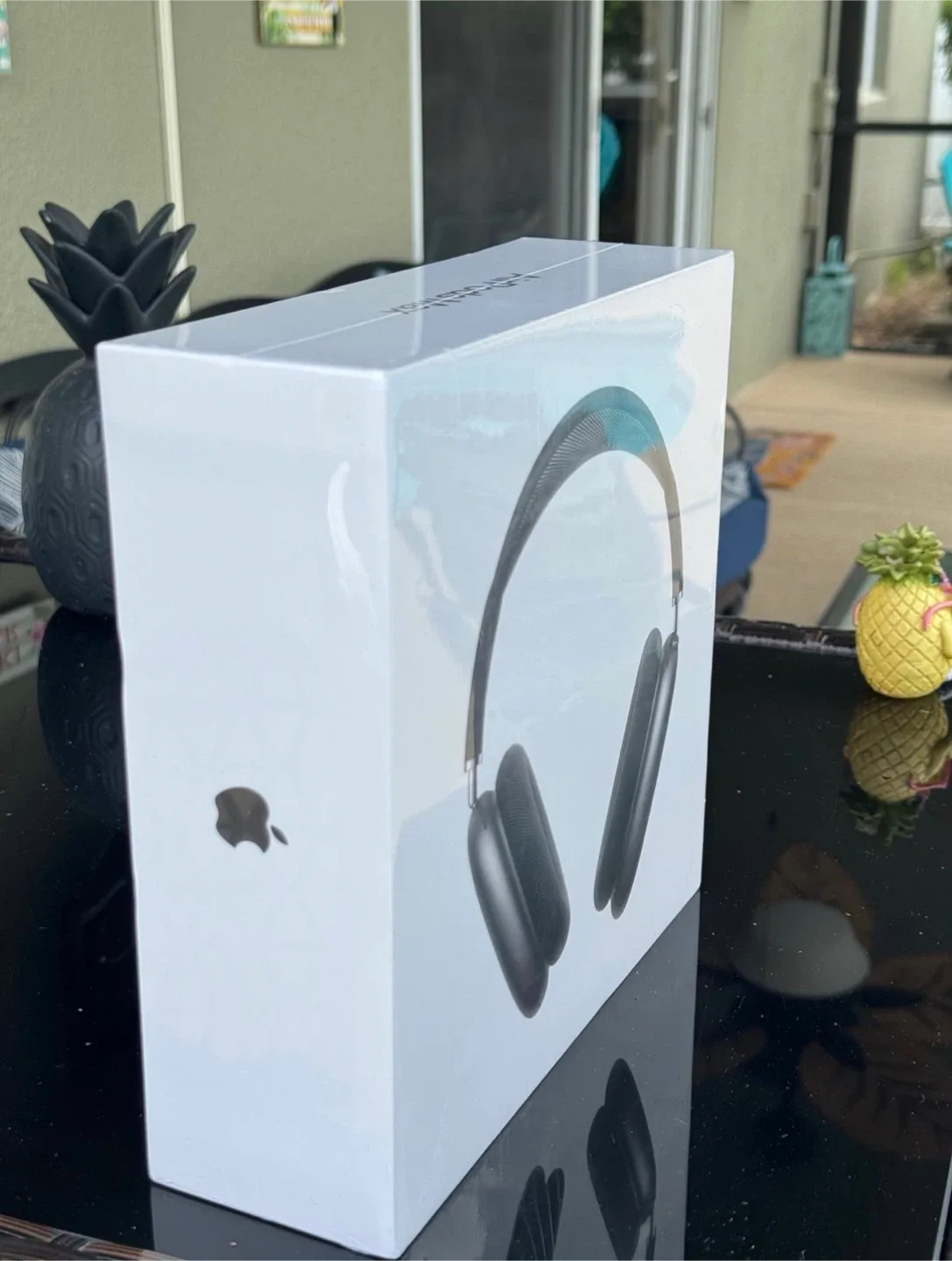 Apple AirPods Max with Smart Case - Space Gray Brand New