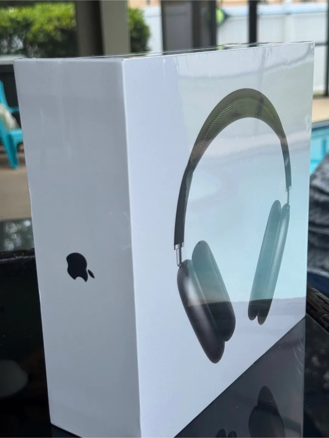 Apple AirPods Max with Smart Case - Space Gray Brand New image indicator(5)