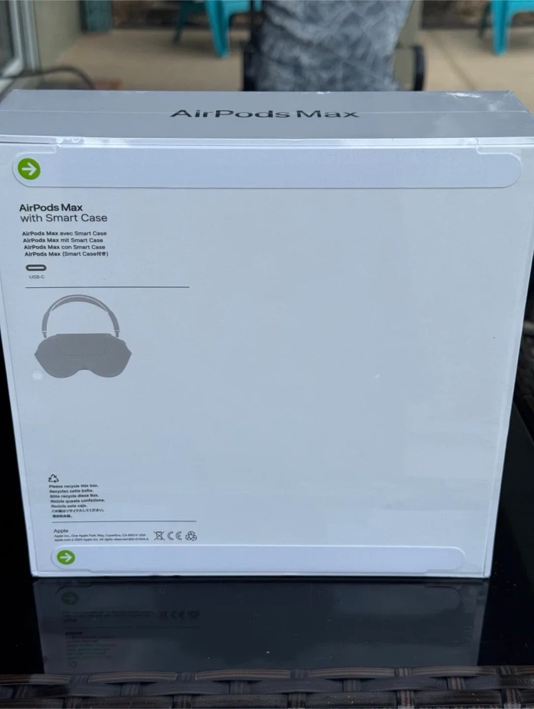 Apple AirPods Max with Smart Case - Space Gray Brand New image indicator(7)