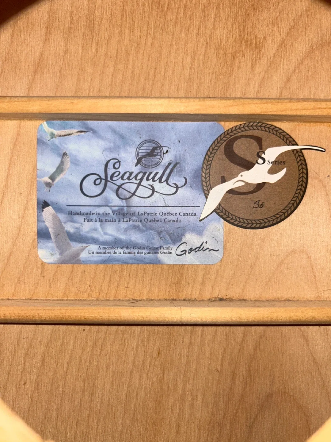 (Left handed) Seagull S6 Series Acoustic Guitar image indicator(2)