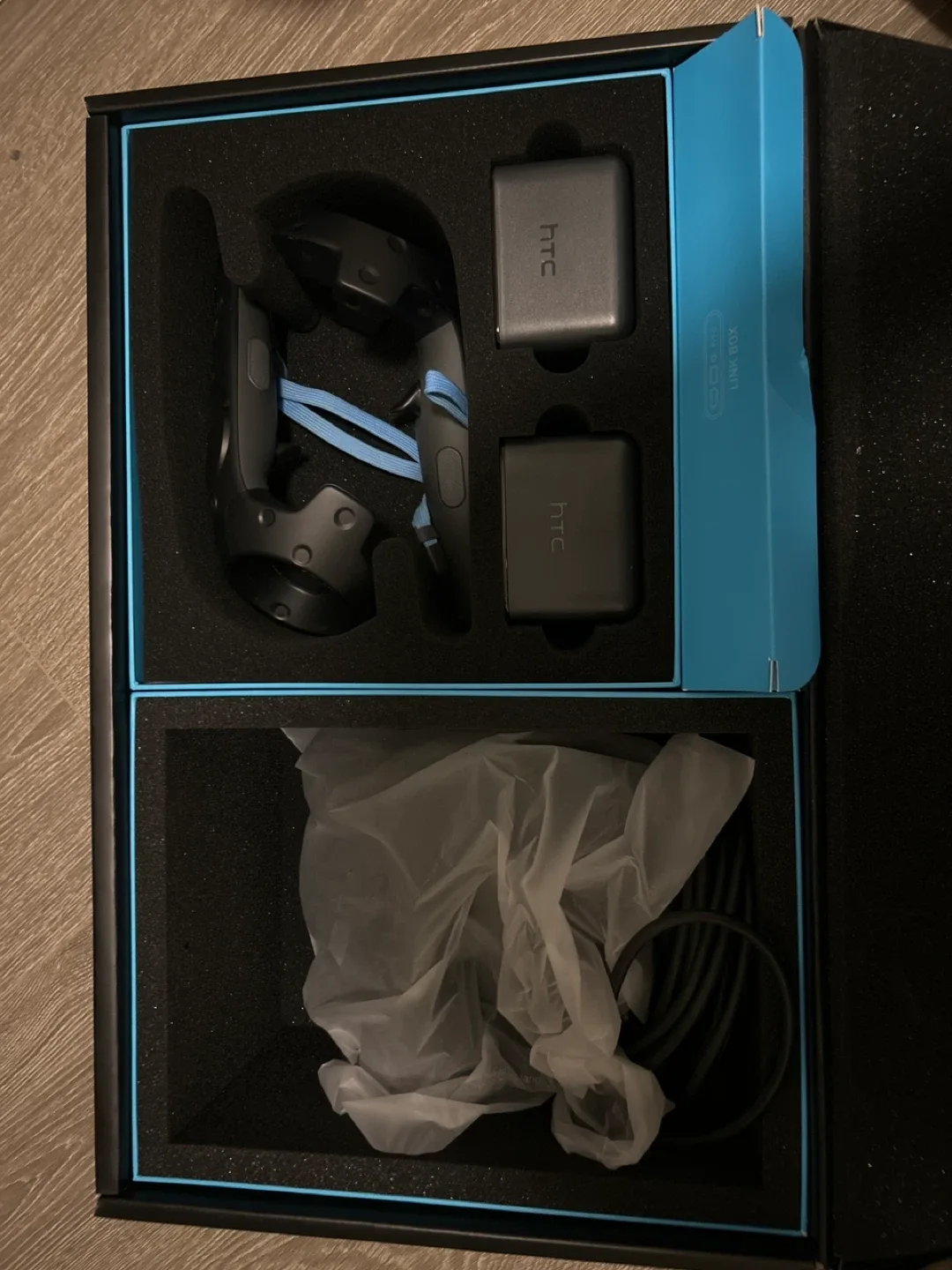 HTC Vive VR Headset without Link Box image indicator(2)