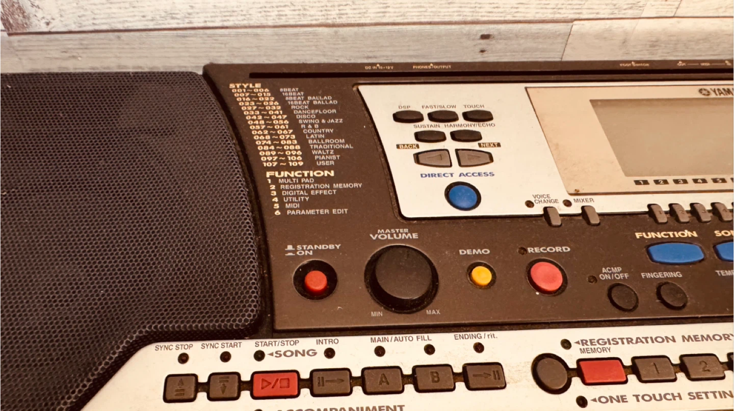 Yamaha PSR-540 Keyboard - photo 3