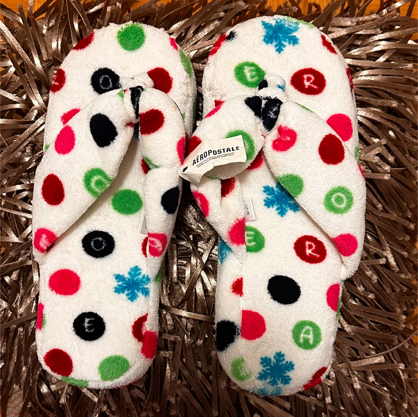 Aeropostale Slippers - Size 9-10 - photo 3