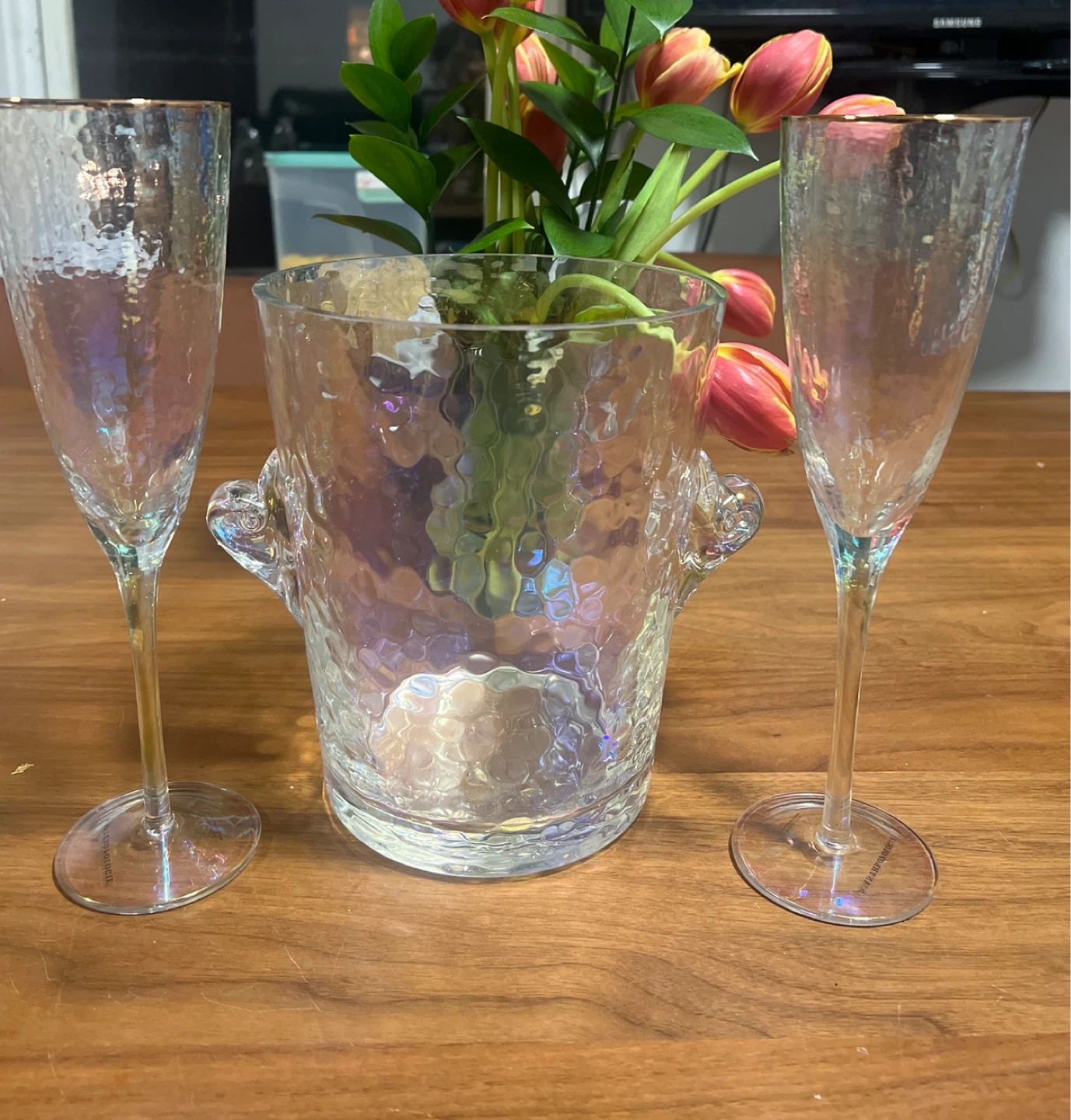 Champagne Flutes & Ice Bucket