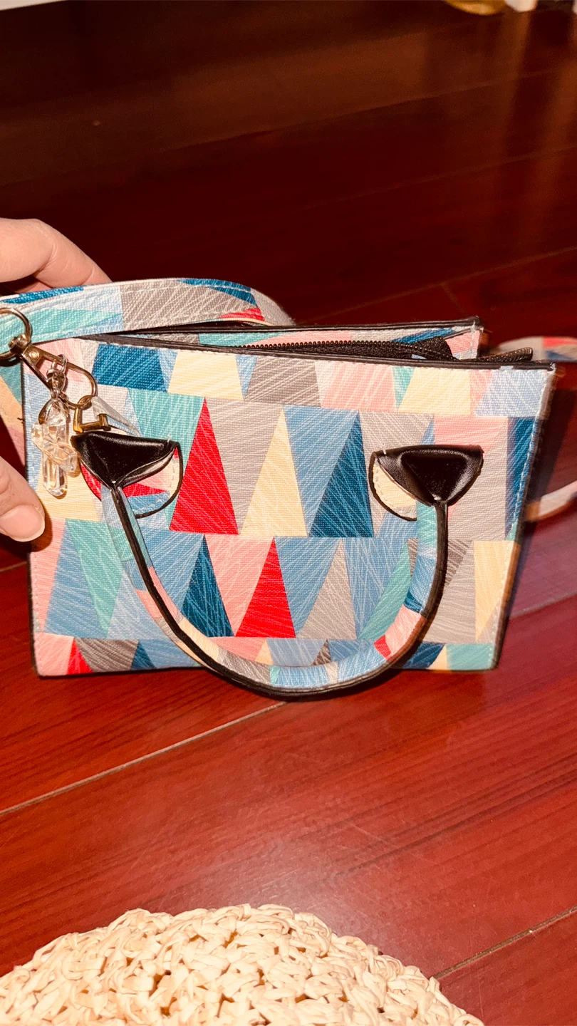 Variety of Purses and Bags - photo 4
