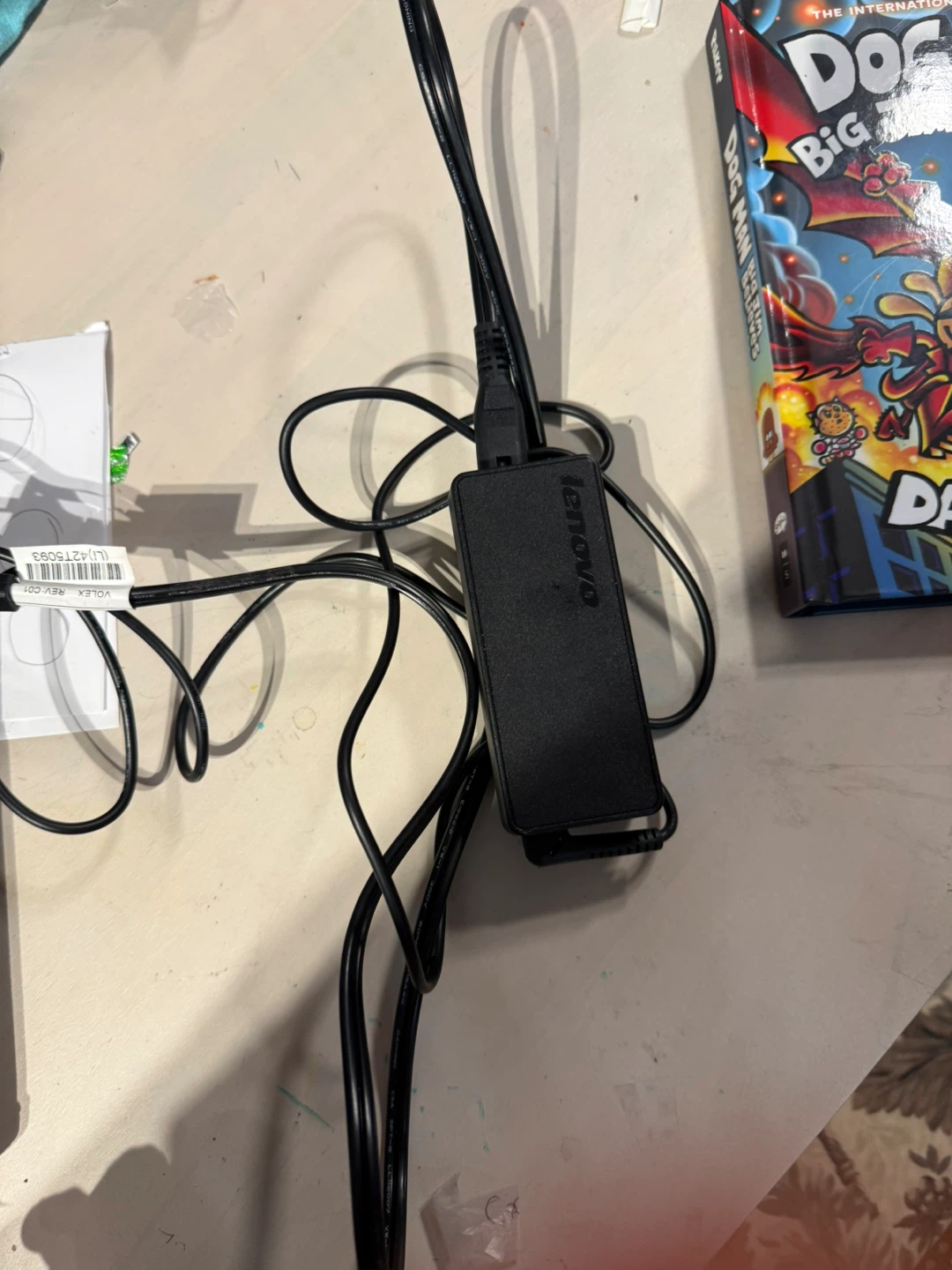 Lenovo Laptop adapter