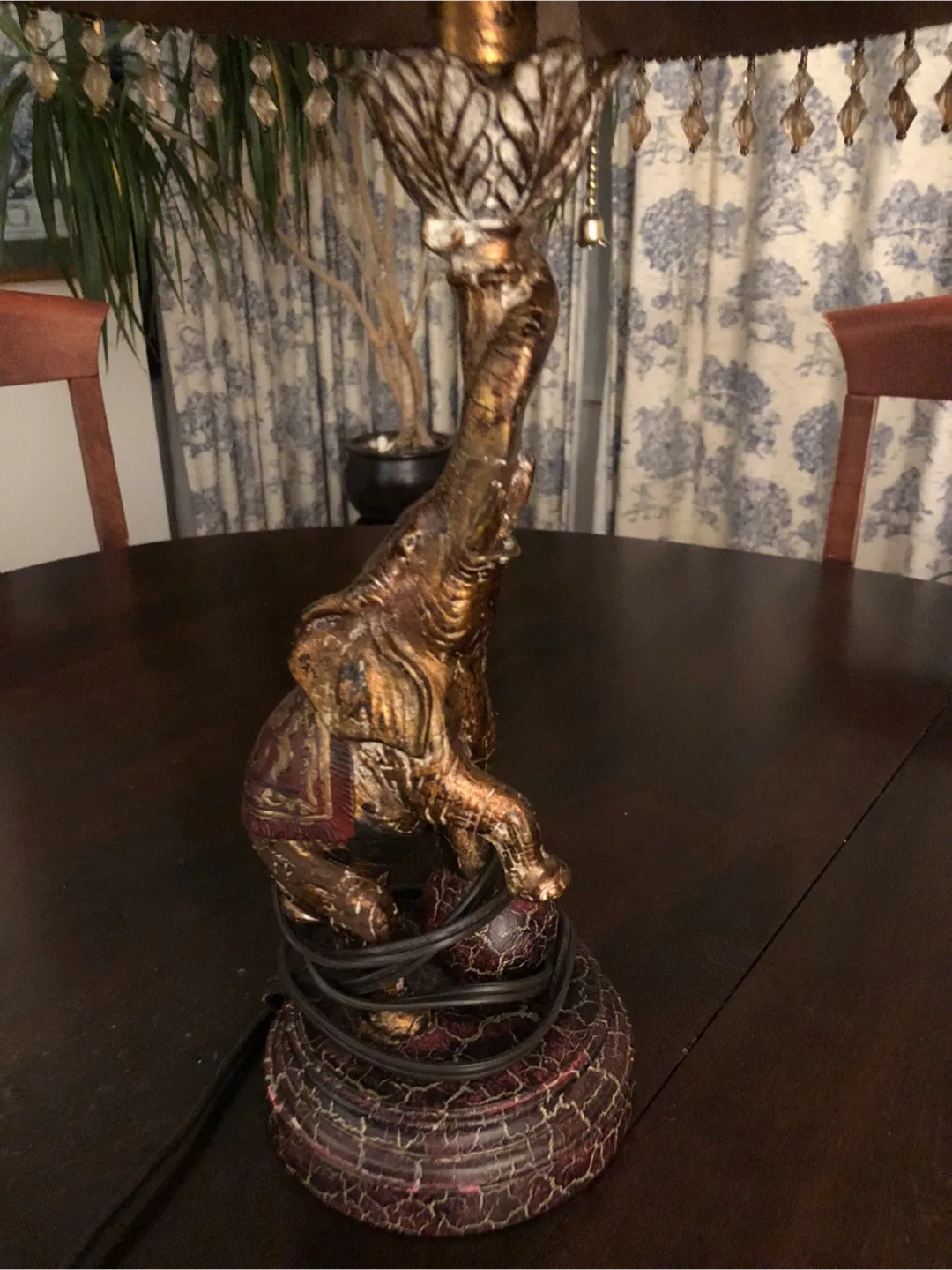 Elephant Table Lamp with Red Shade image indicator(4)