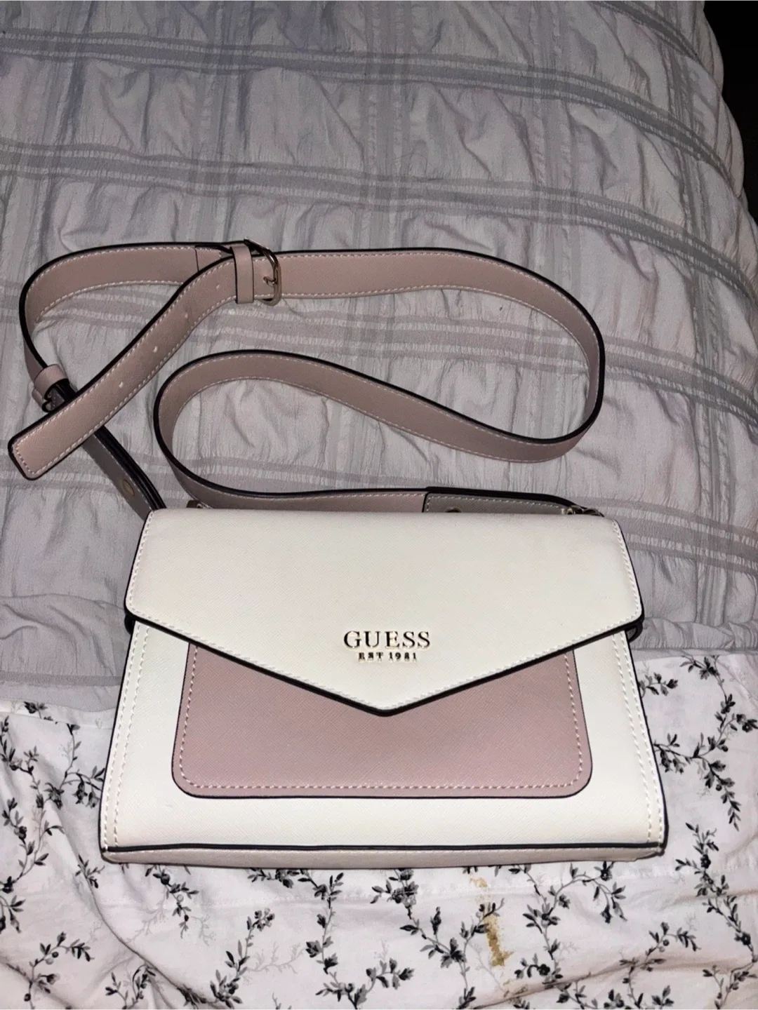 Guess White & Pink Crossbody Bag