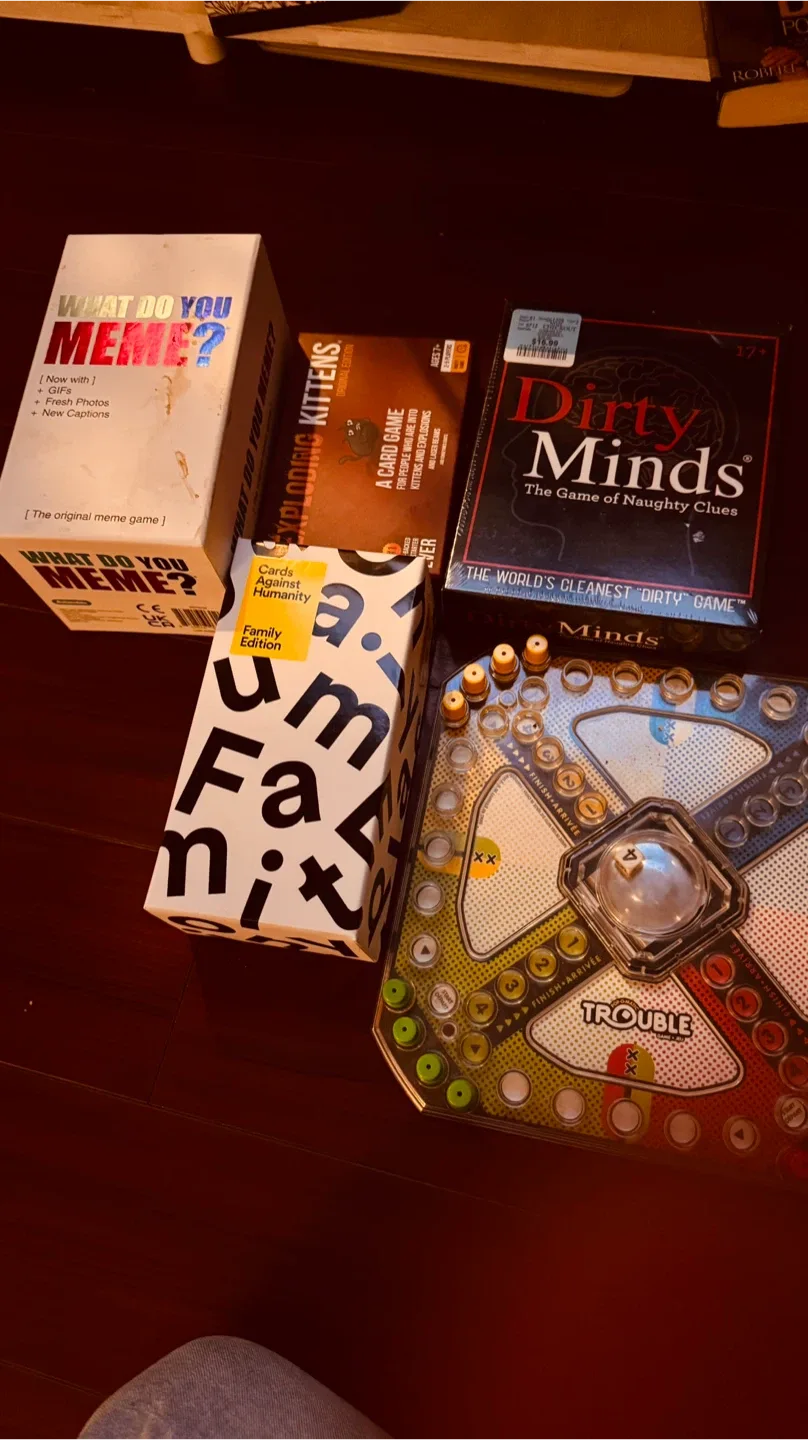 Dirty Minds & What Do You Meme? Card Games image indicator(6)