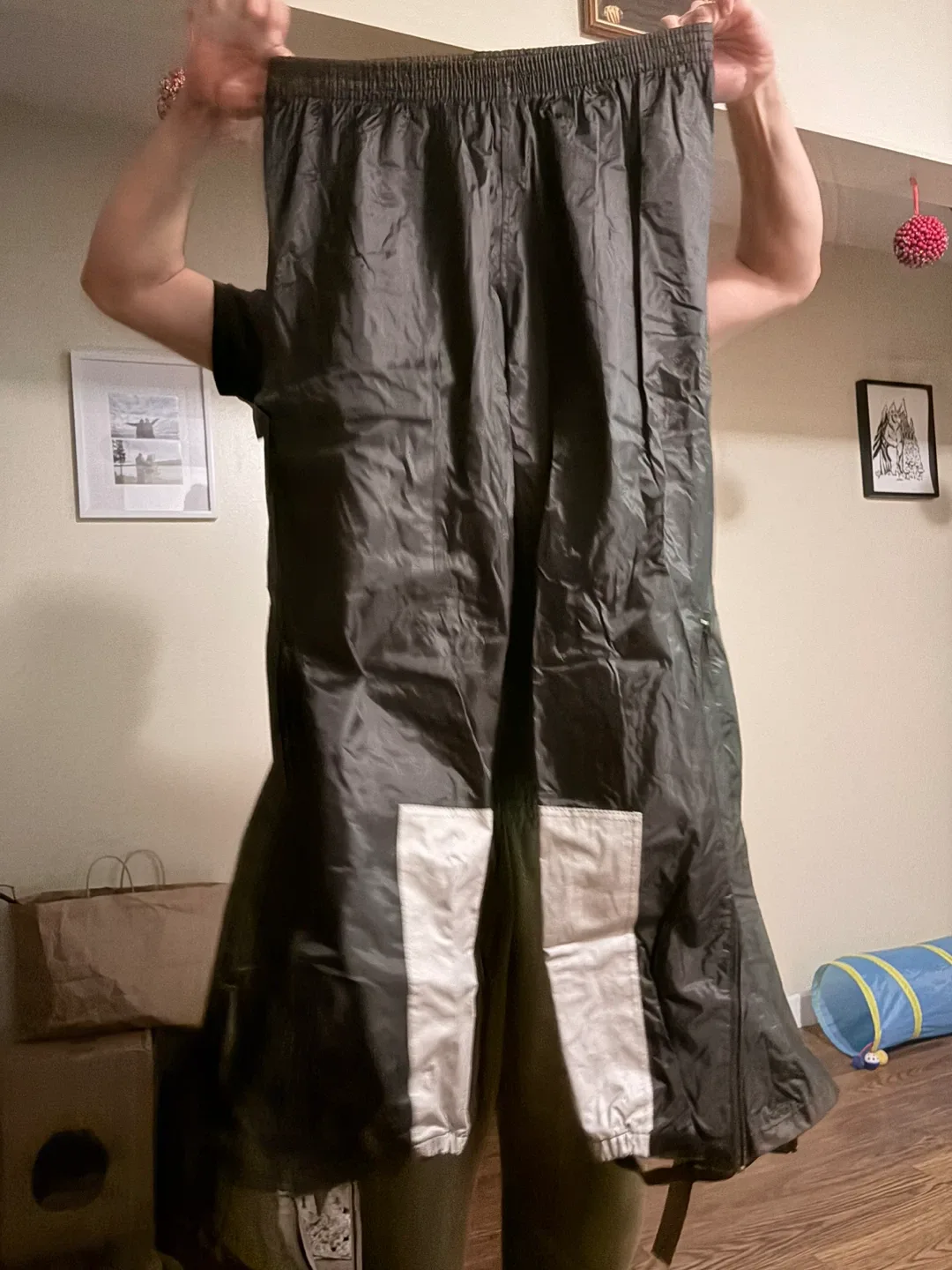 Gears Rain Suit - Black image indicator(5)