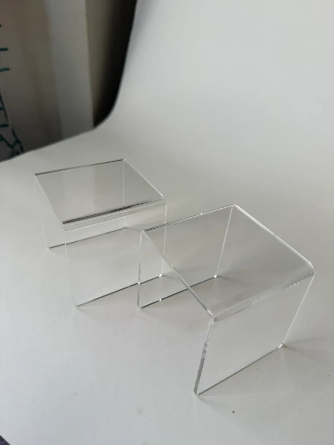 Two small acrylic risers image indicator(2)