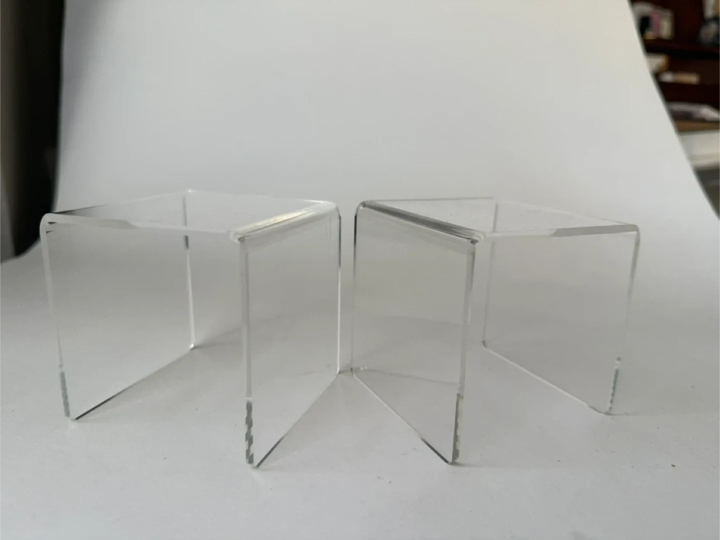 Two small acrylic risers image indicator(3)