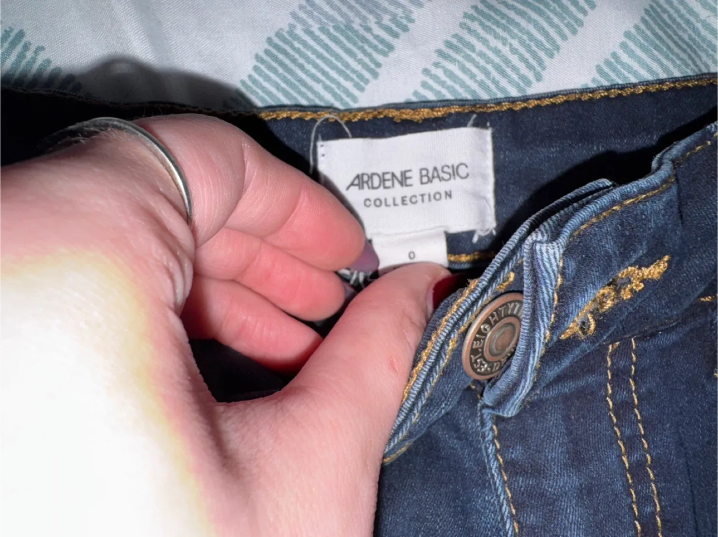 Ardene Basic Collection Denim Shorts - Size 0 image indicator(2)