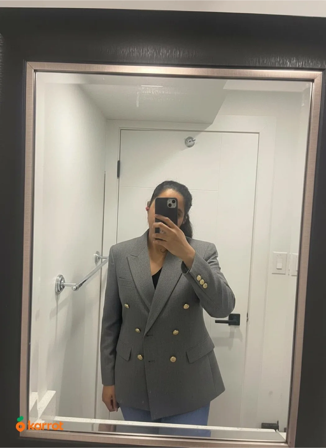 Men’s blazer image indicator(7)