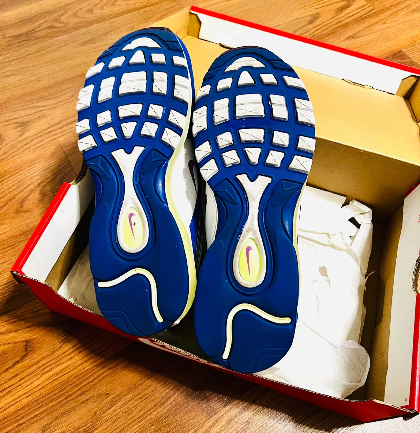 Nike Air Max 97 image indicator(8)