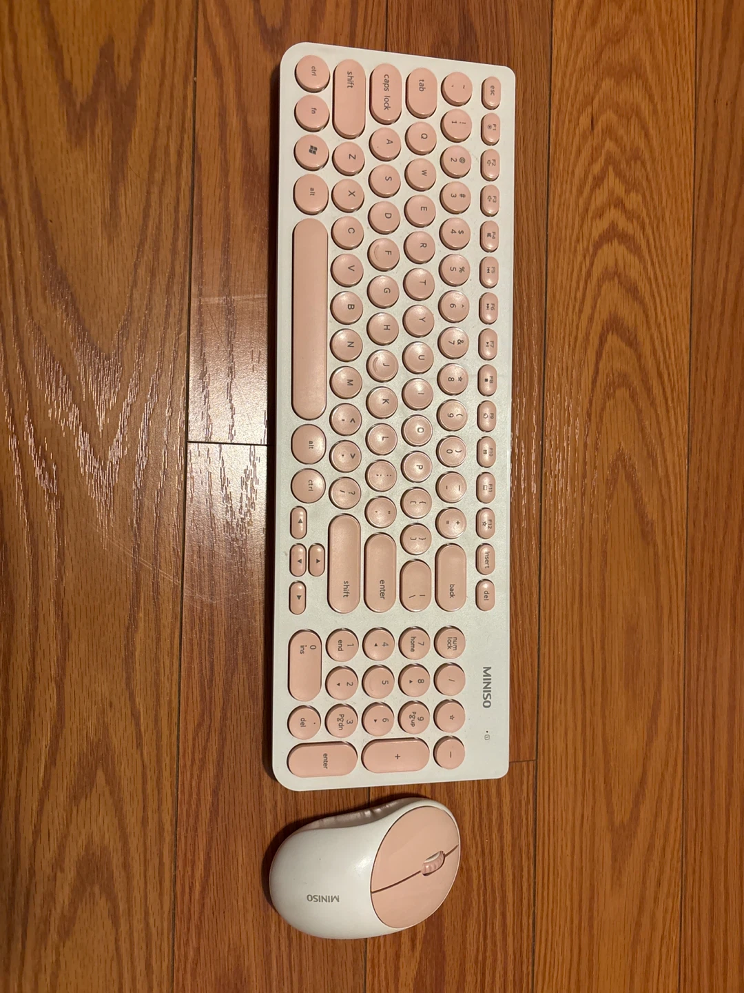 MINISO Wireless Keyboard and Mouse Set