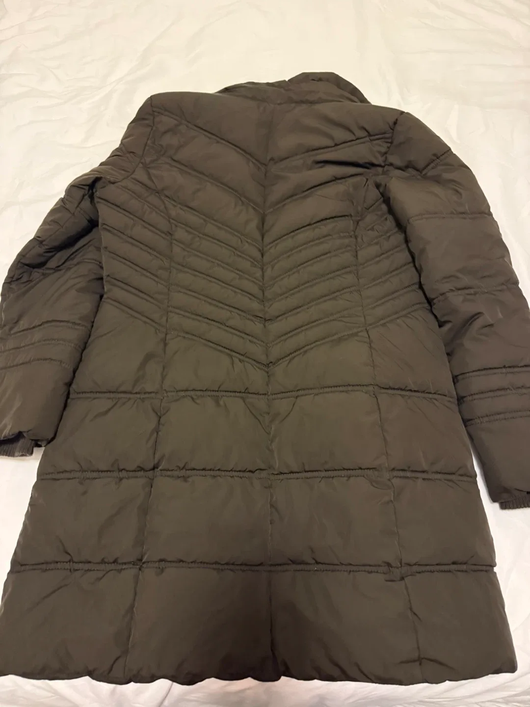 Greatlander Puffer Coat - Size Medium image indicator(3)