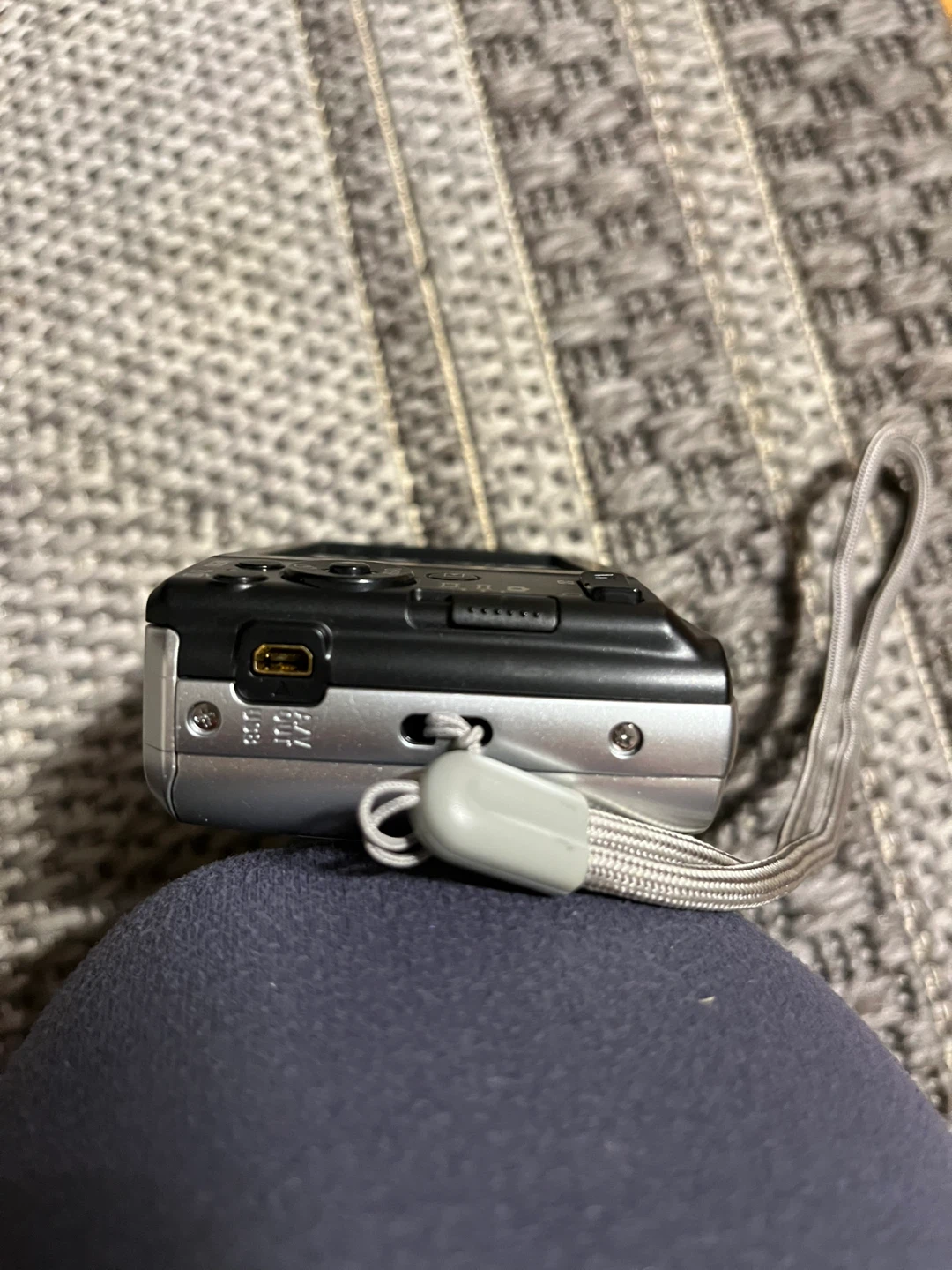 SONY Cyber-shot DSC-S5000 Digital Camera - photo 5
