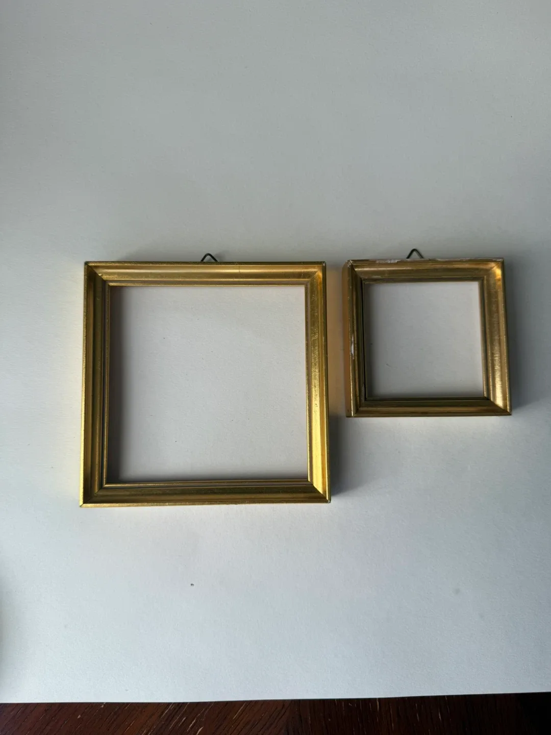 Tiny gold picture frames x2