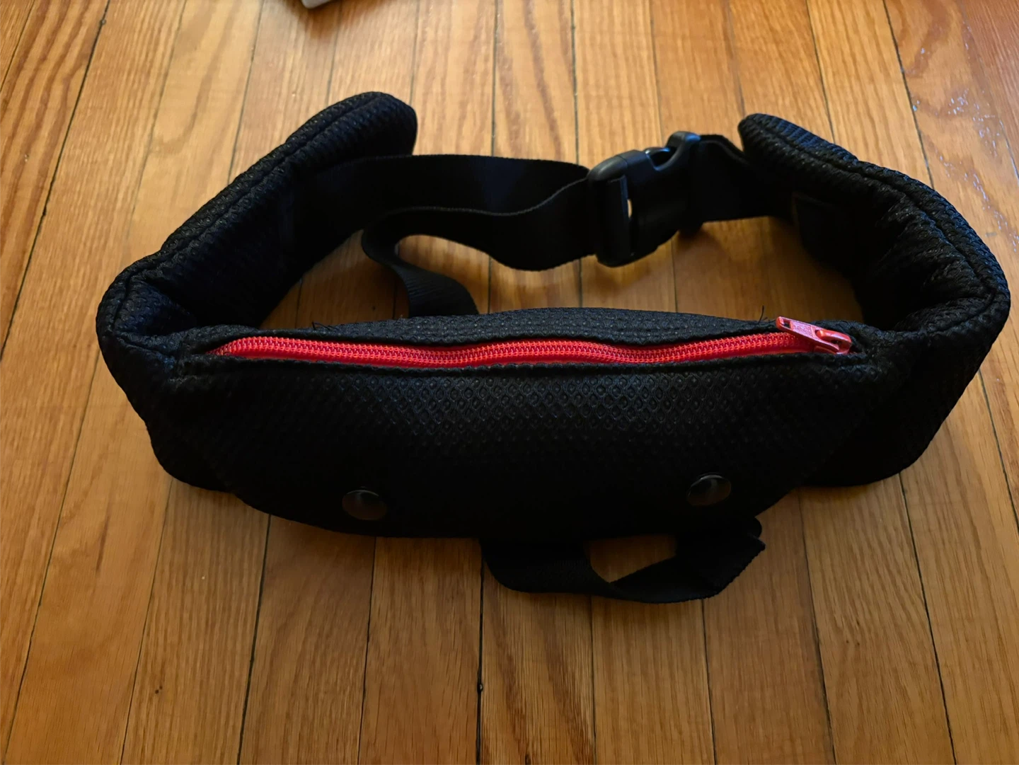Phil & Teds Airlight Mesh Baby Carrier - Black & Red - photo 2
