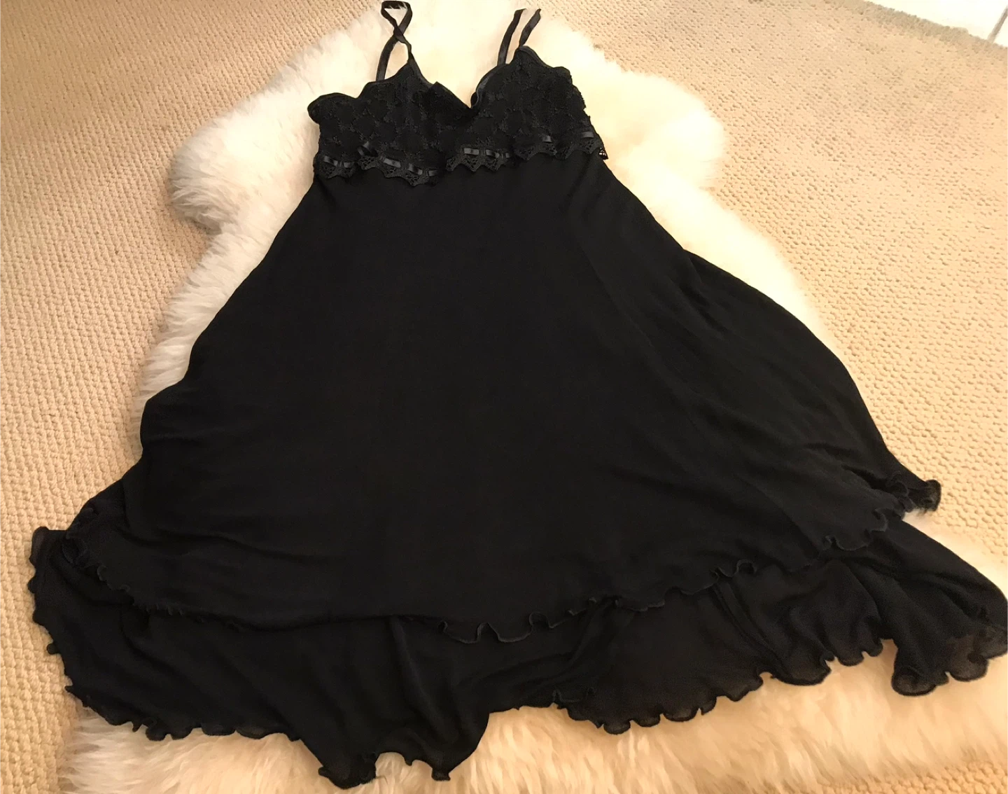 Cute Black Dress - photo 3