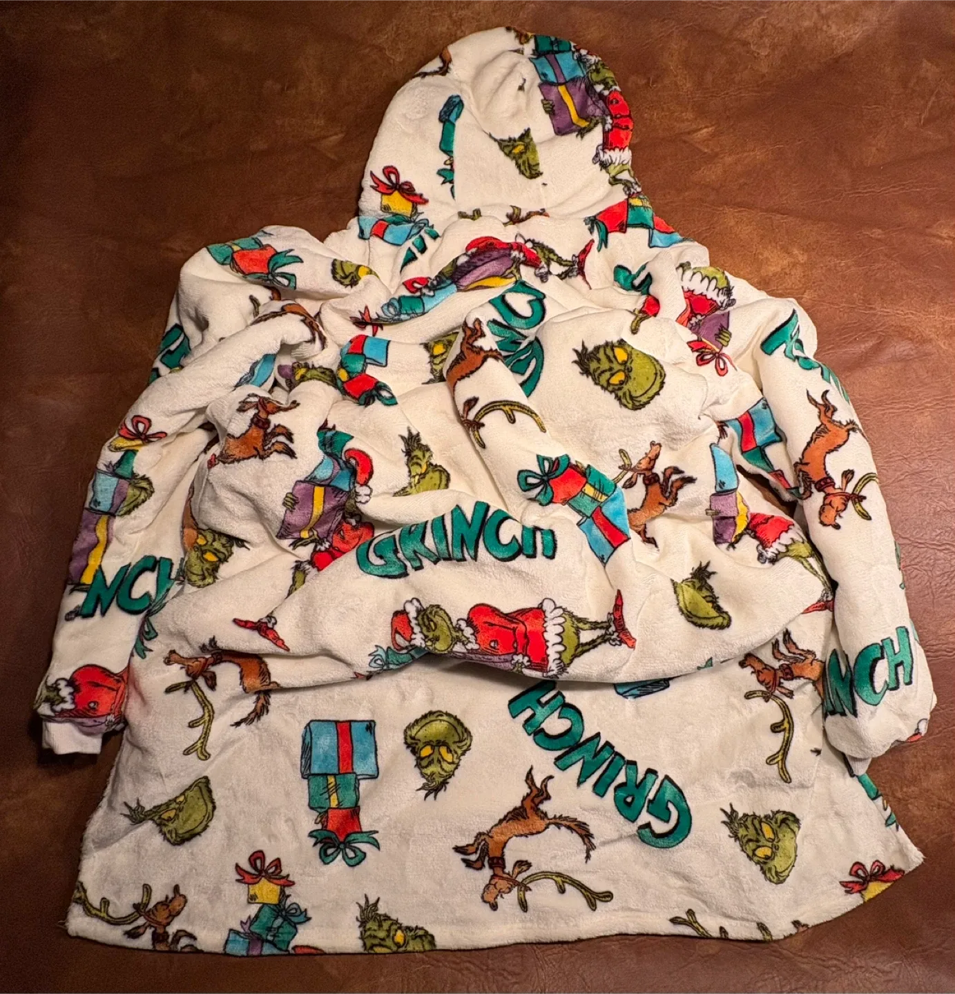 Grinch Hoodie image indicator(2)